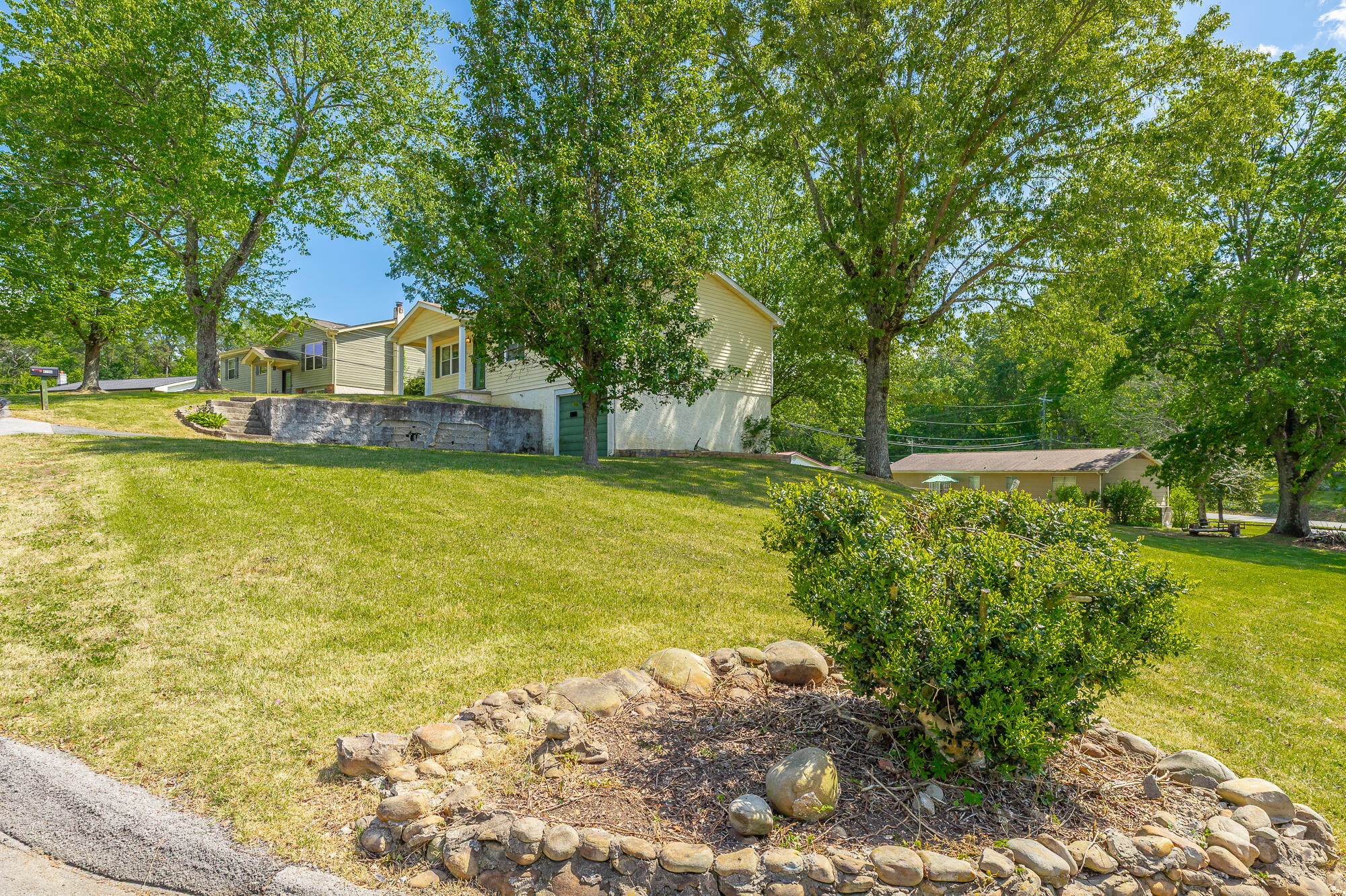 6206 Canoe Lane