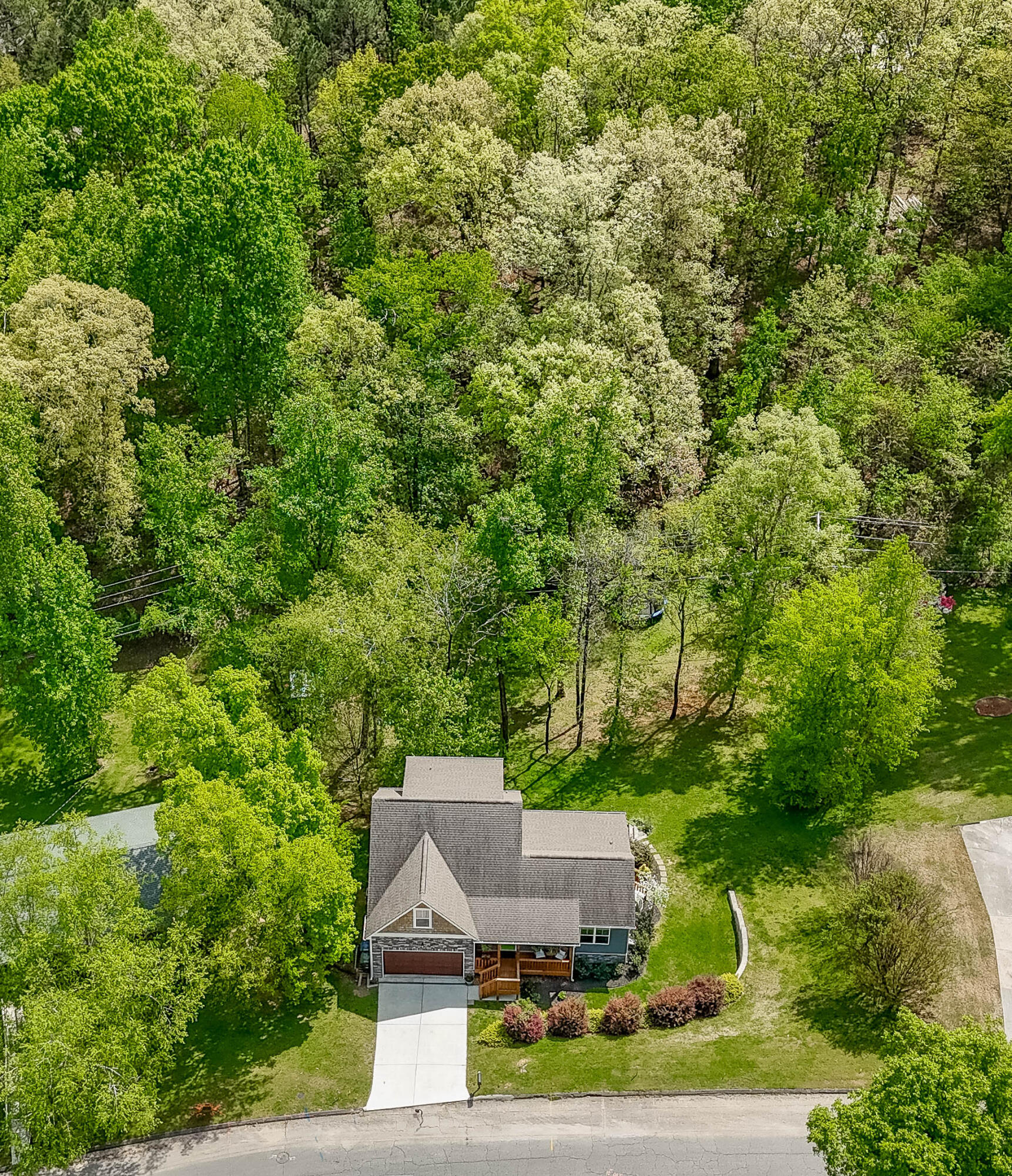 5820 Northshore Drive