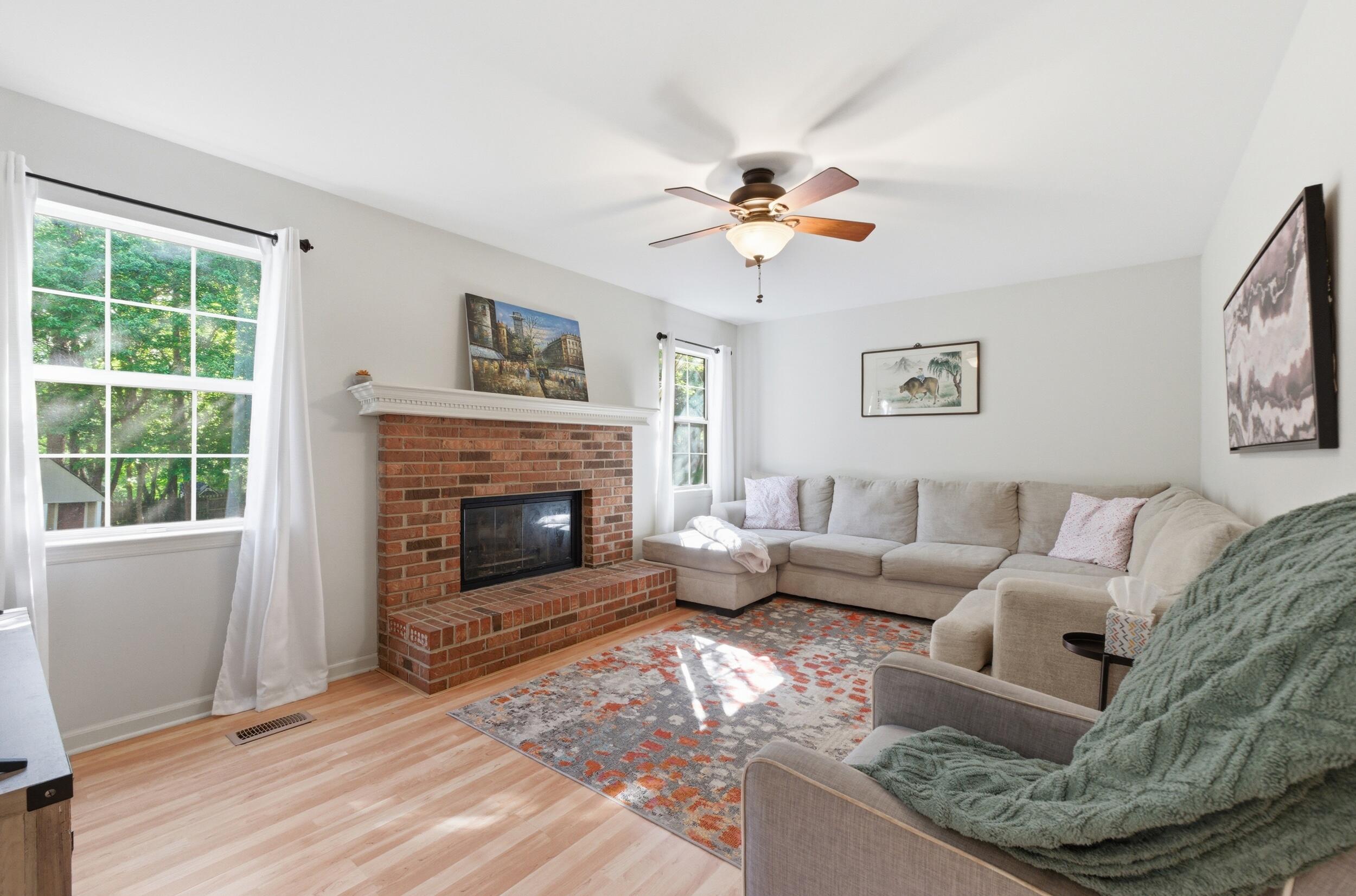 5305 Kellys Point