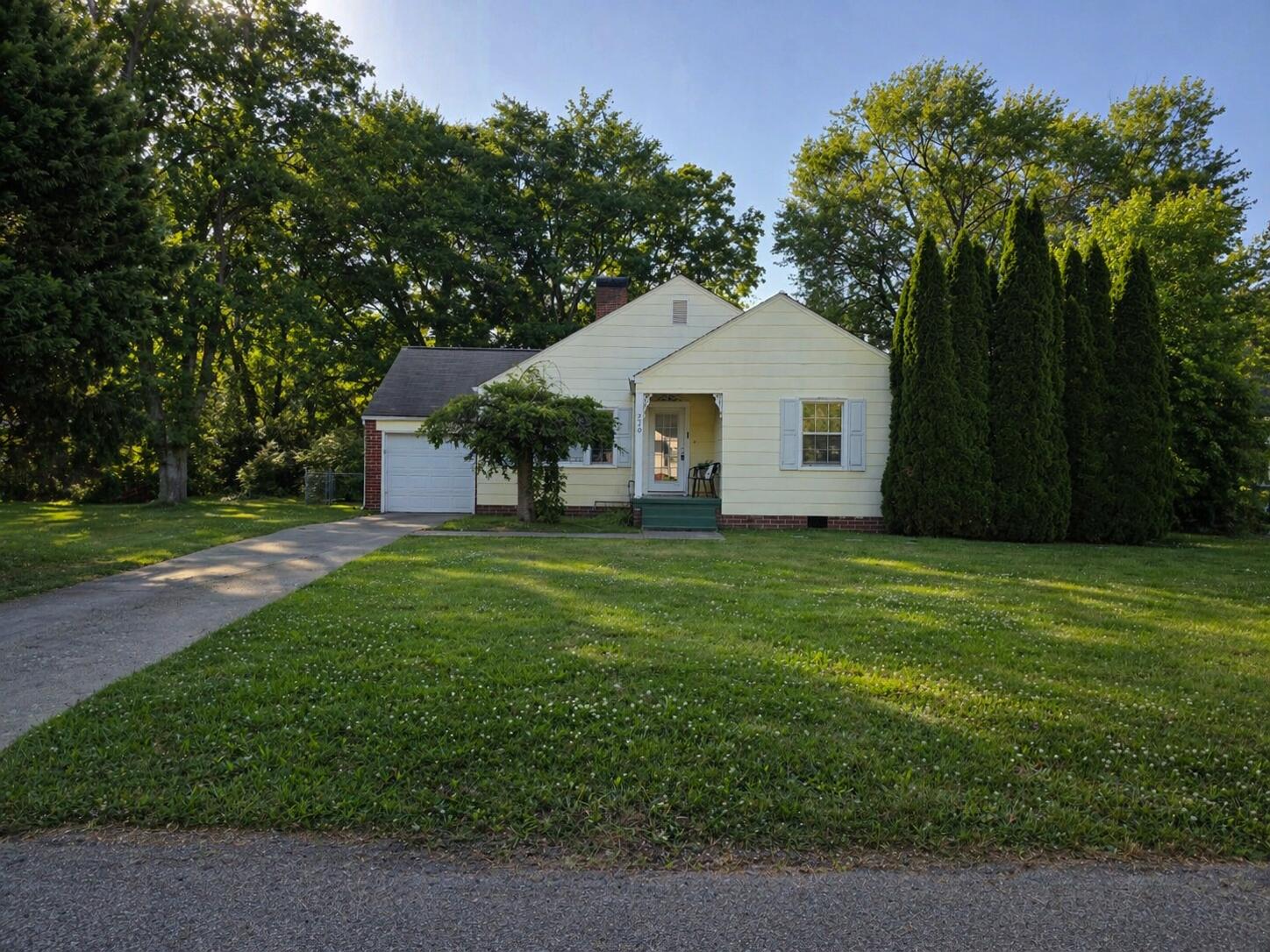 219 Sequoia Drive