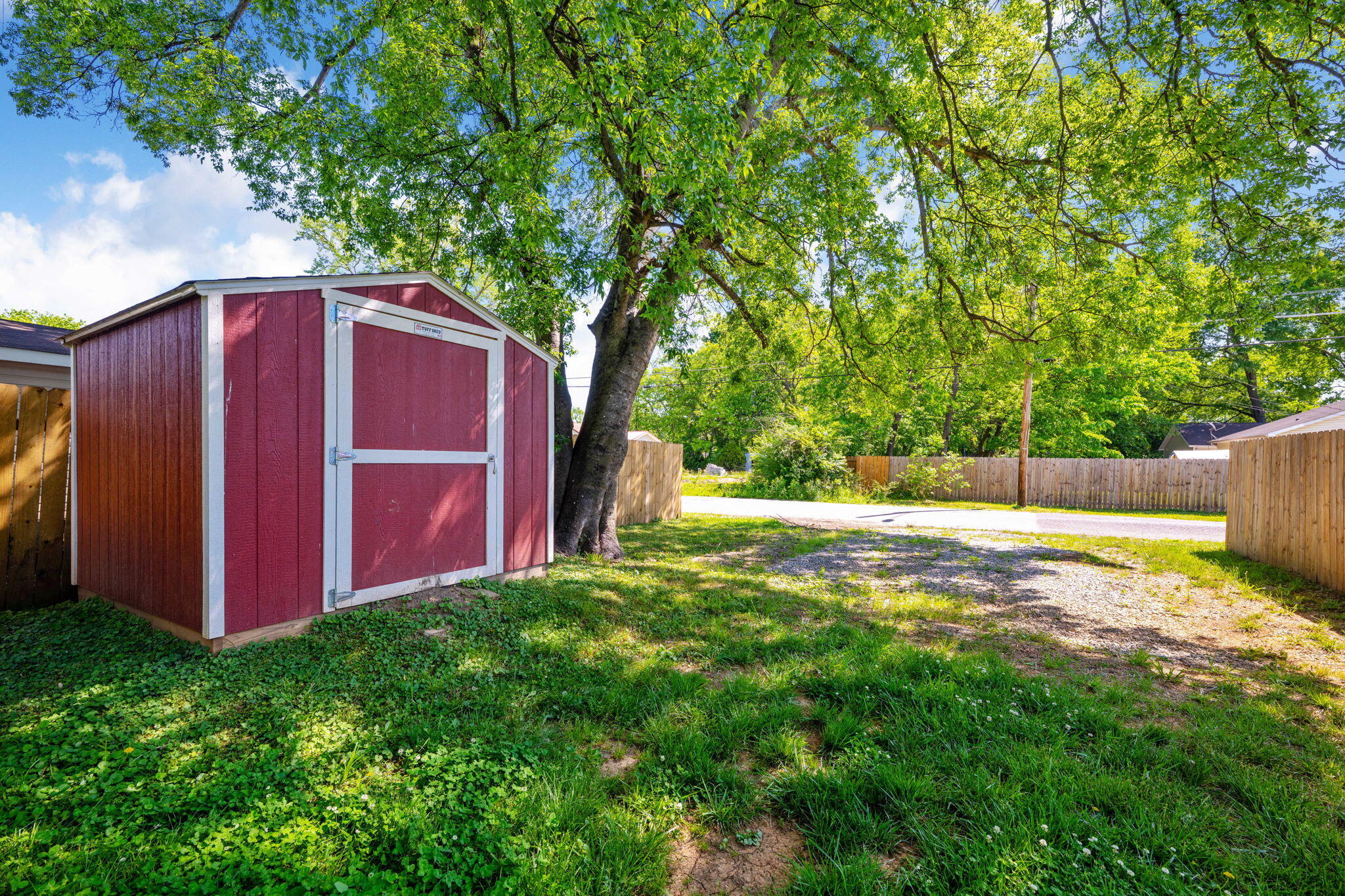 1417 E 50th Street