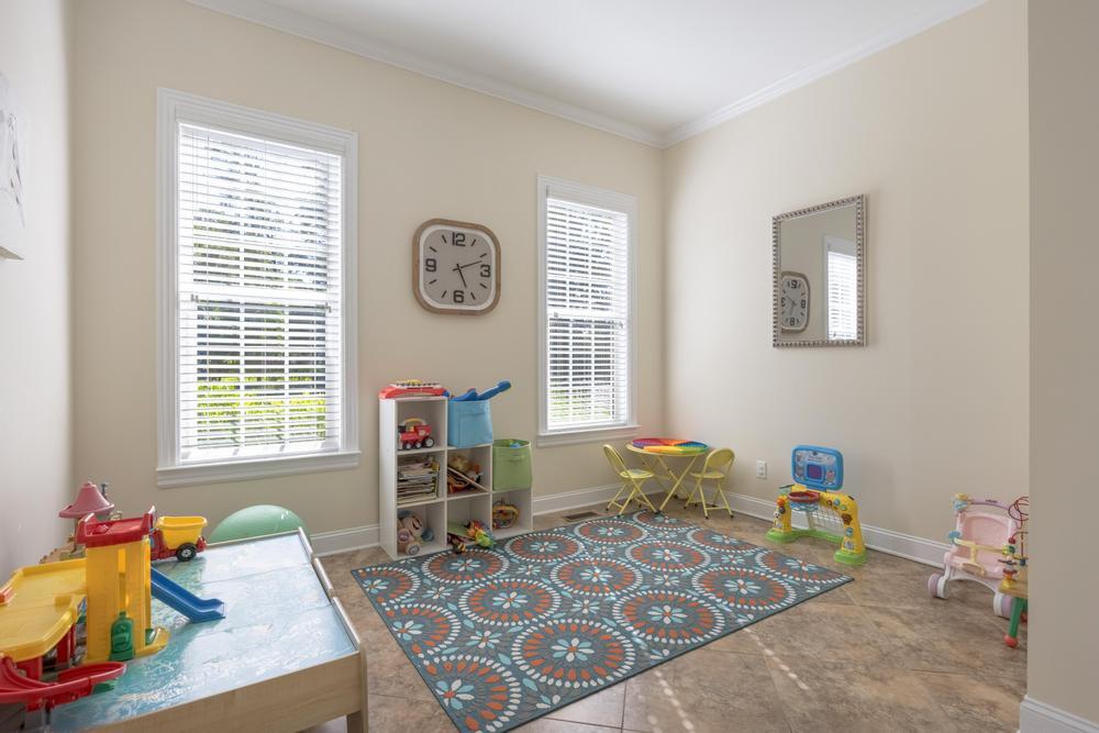 1850 Holden Farm Place