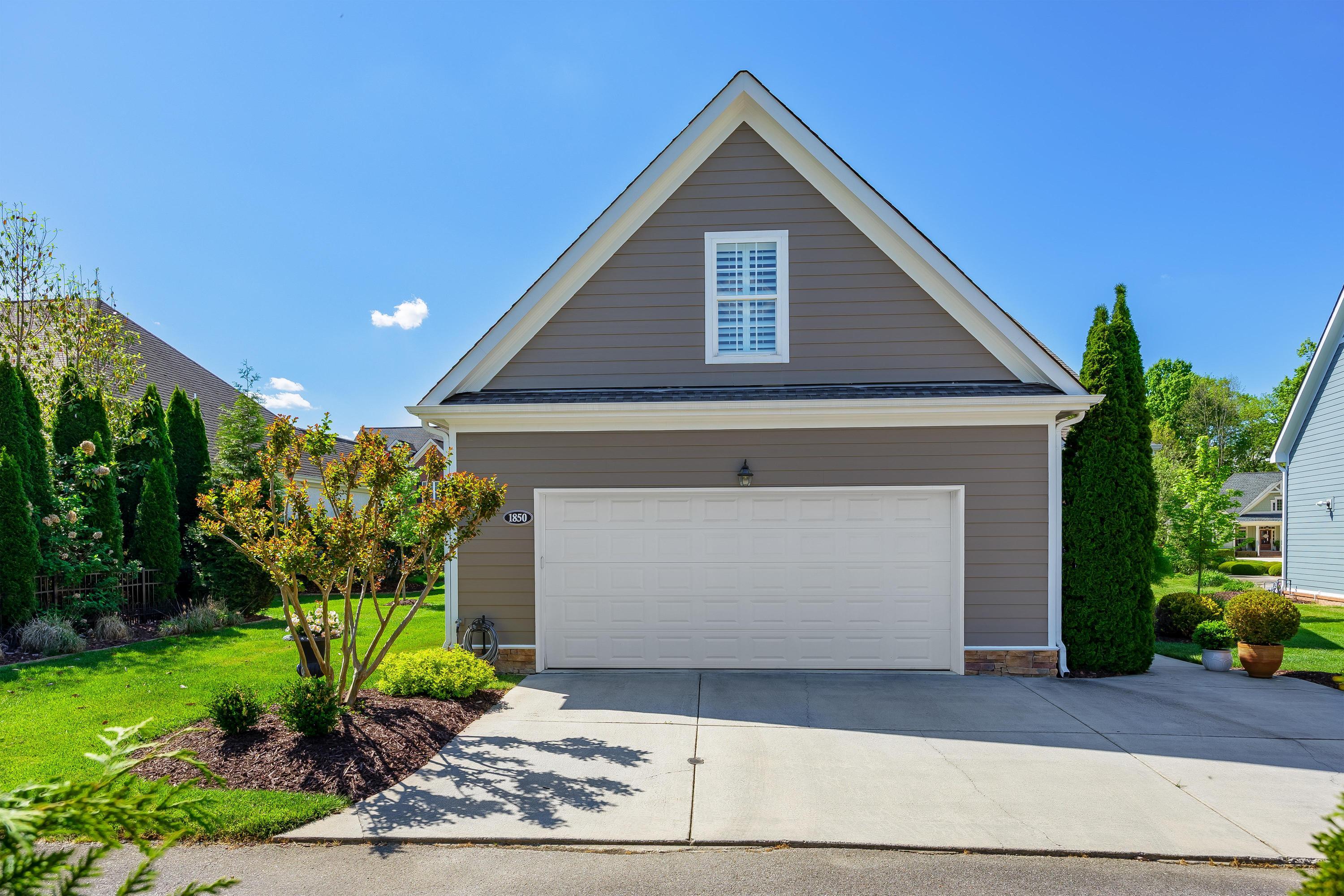 1850 Holden Farm Place