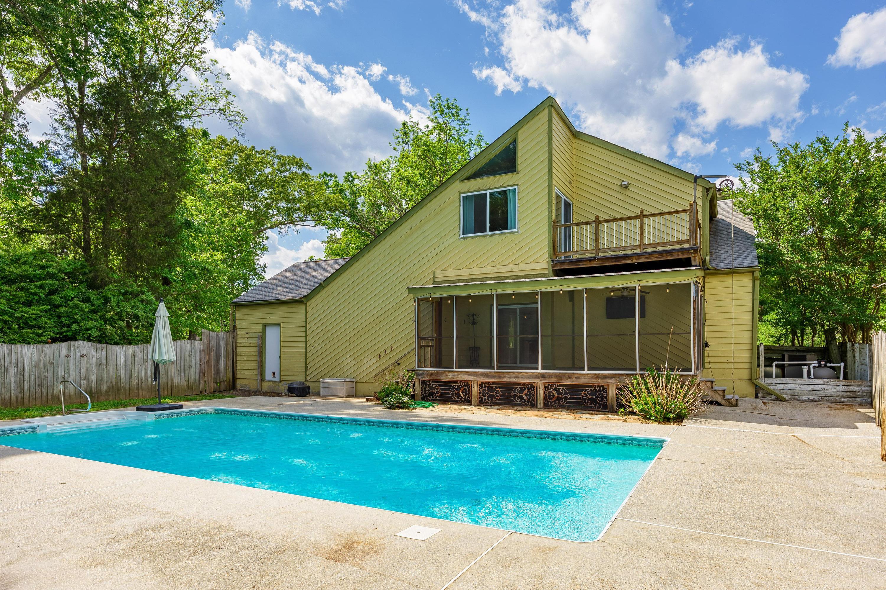 8026 Savannah Lane