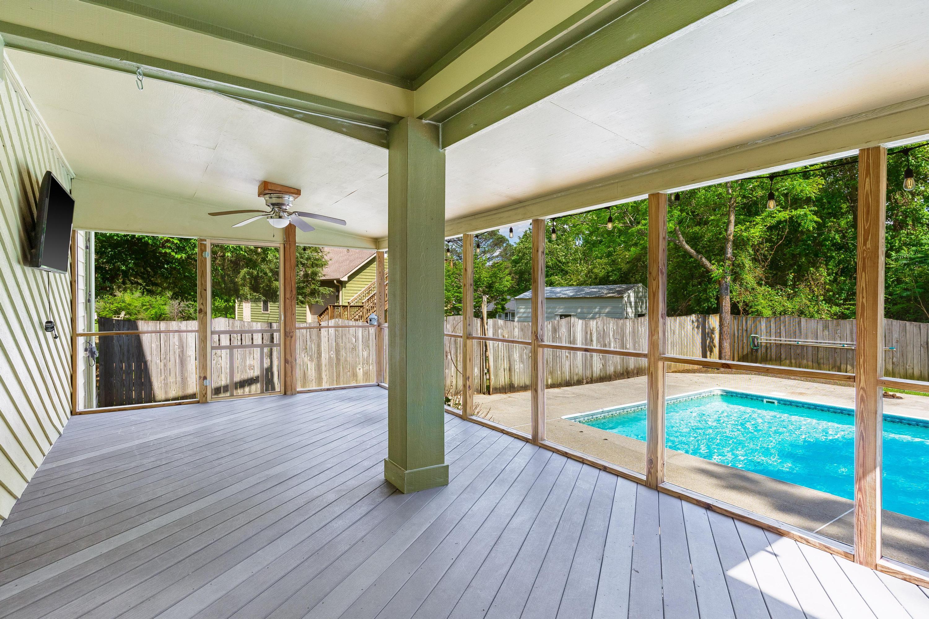 8026 Savannah Lane