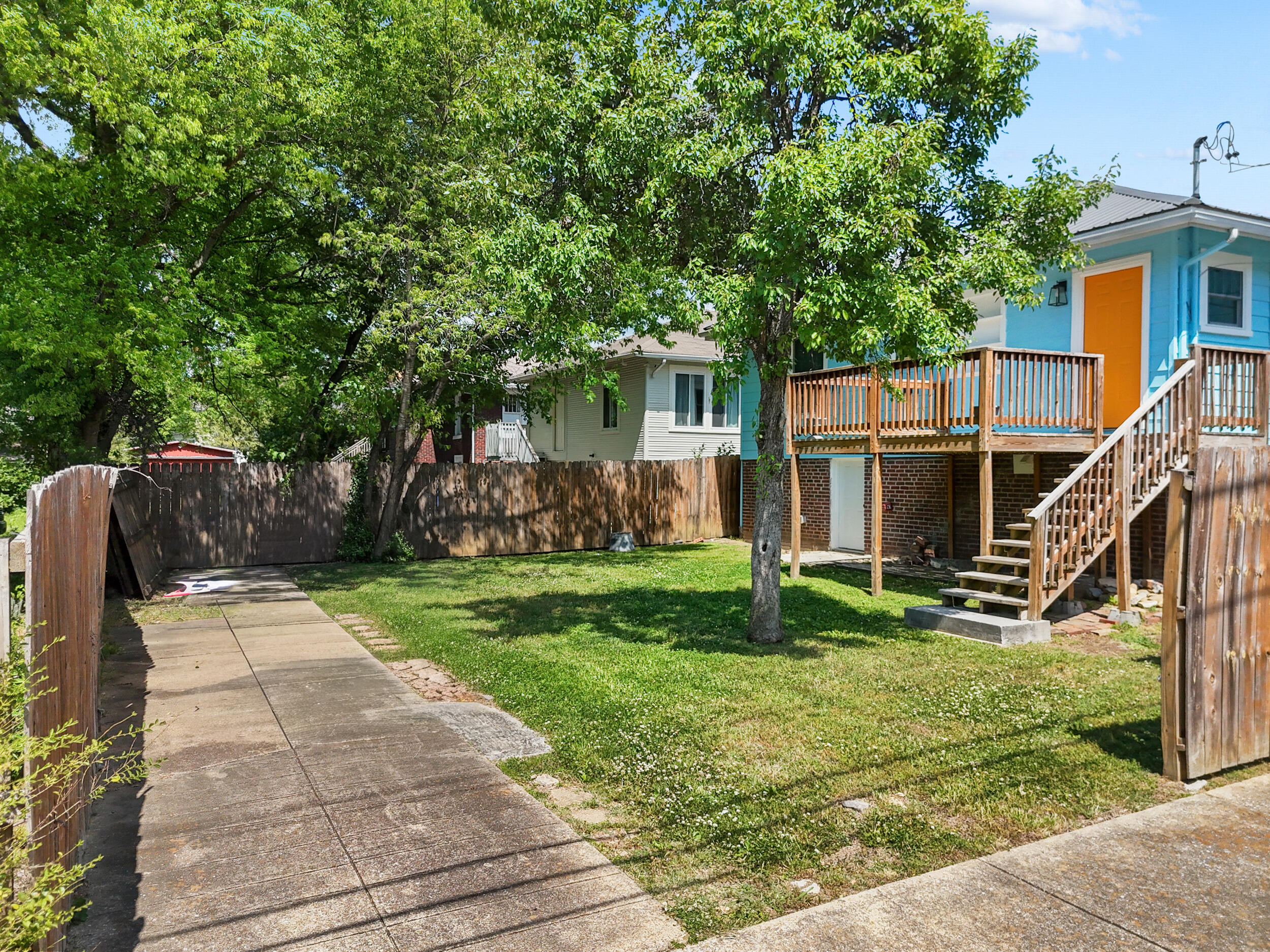 301 Glenwood Drive