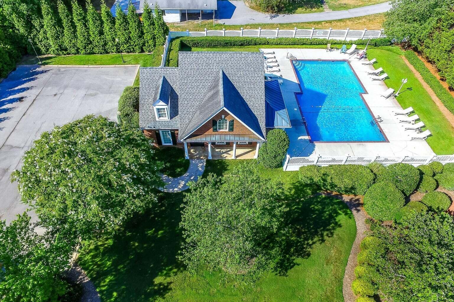 1513 Ramsgate Parkway