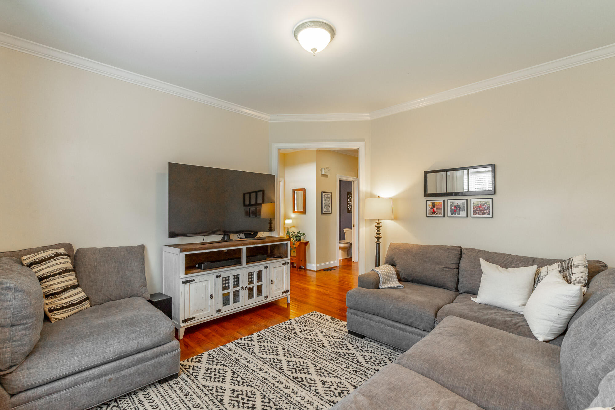 810 Younger Circle