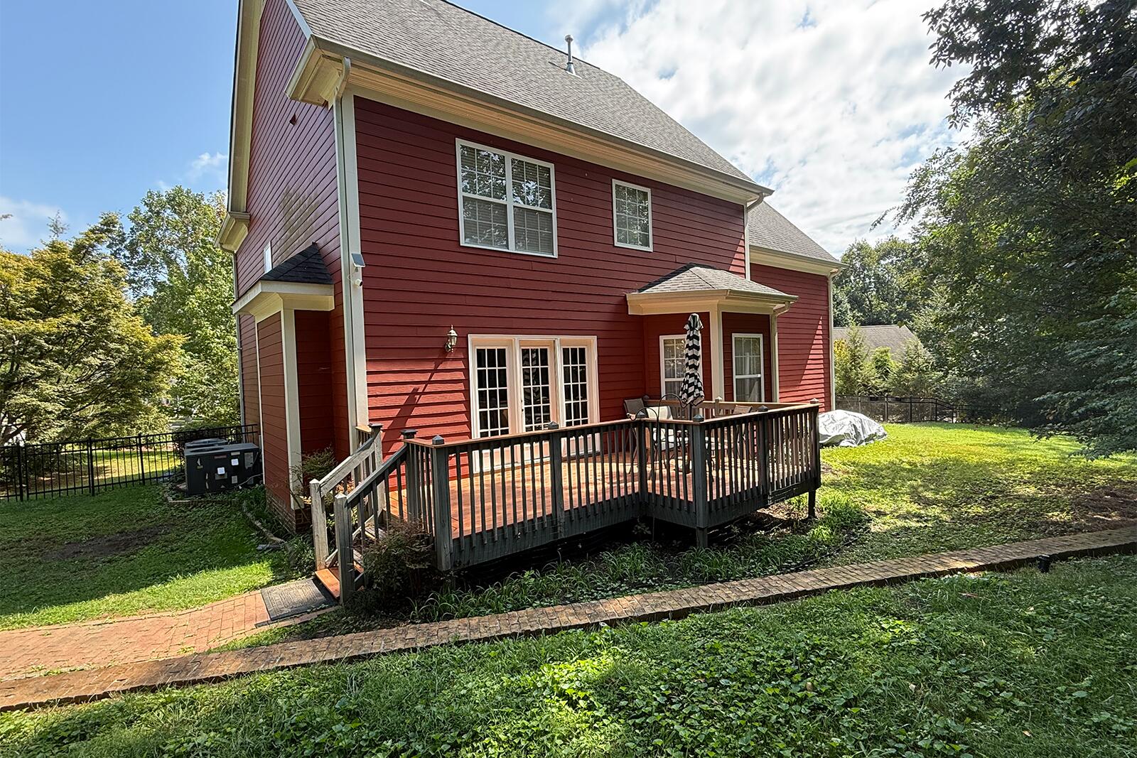 810 Younger Circle