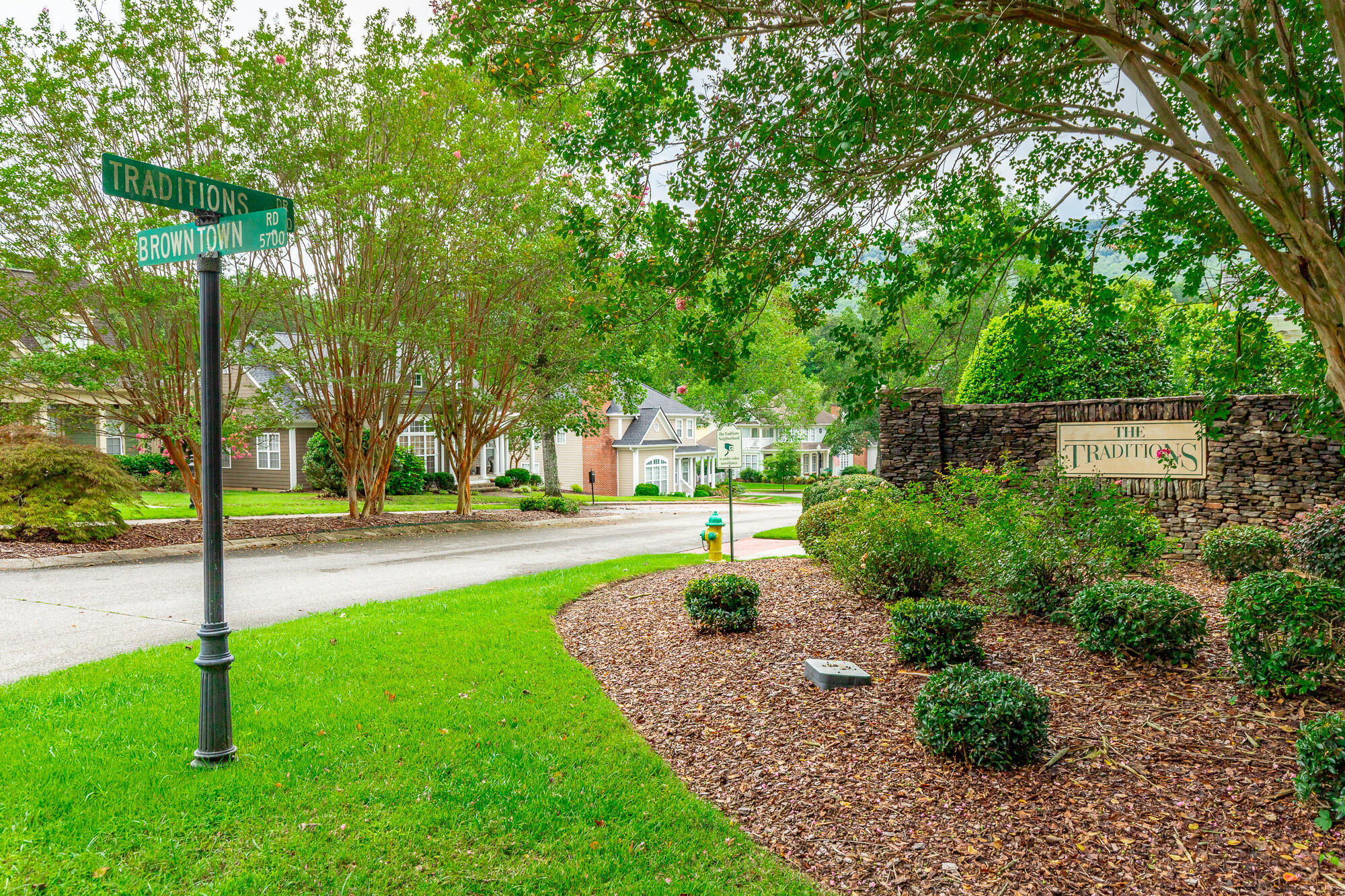 810 Younger Circle