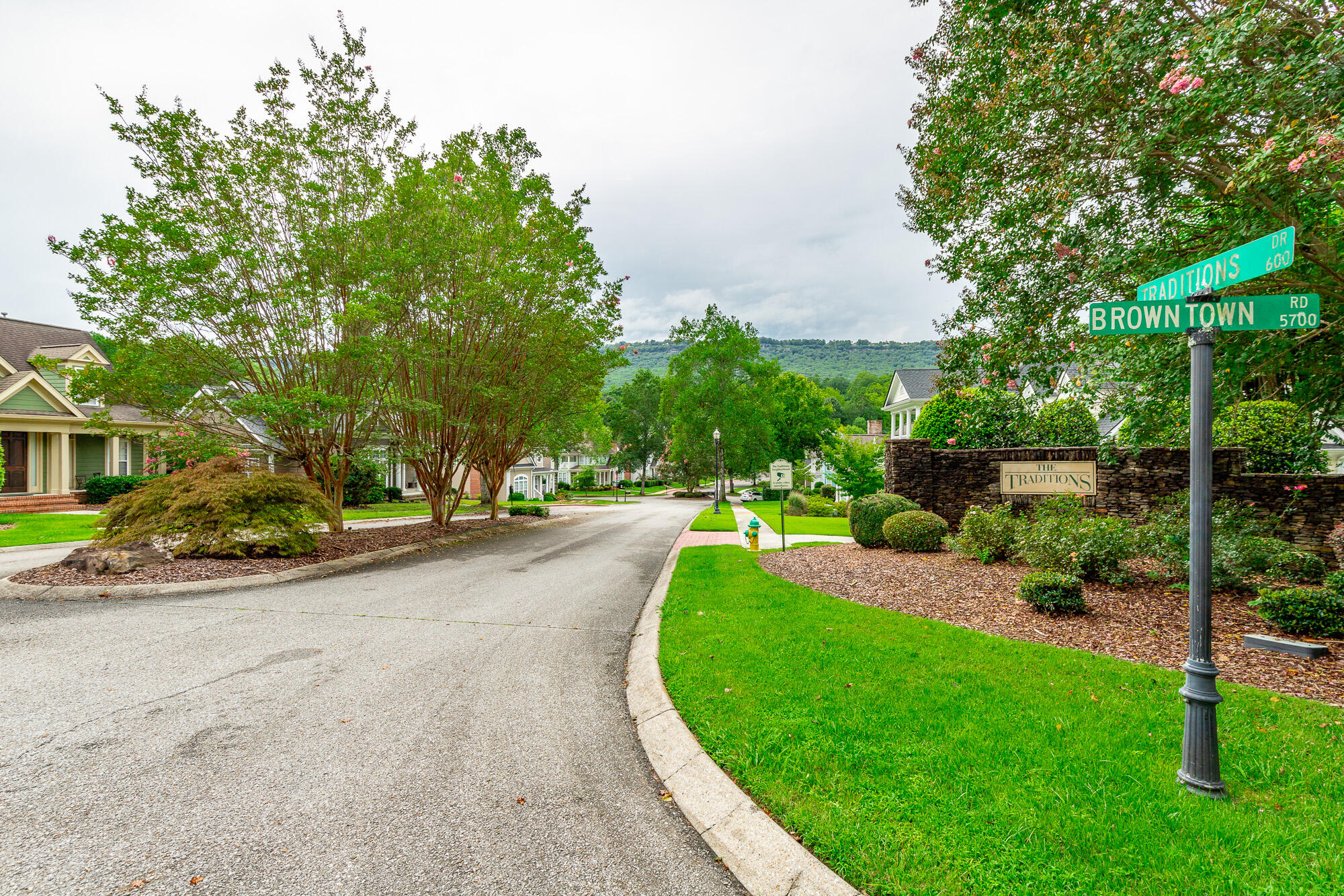 810 Younger Circle