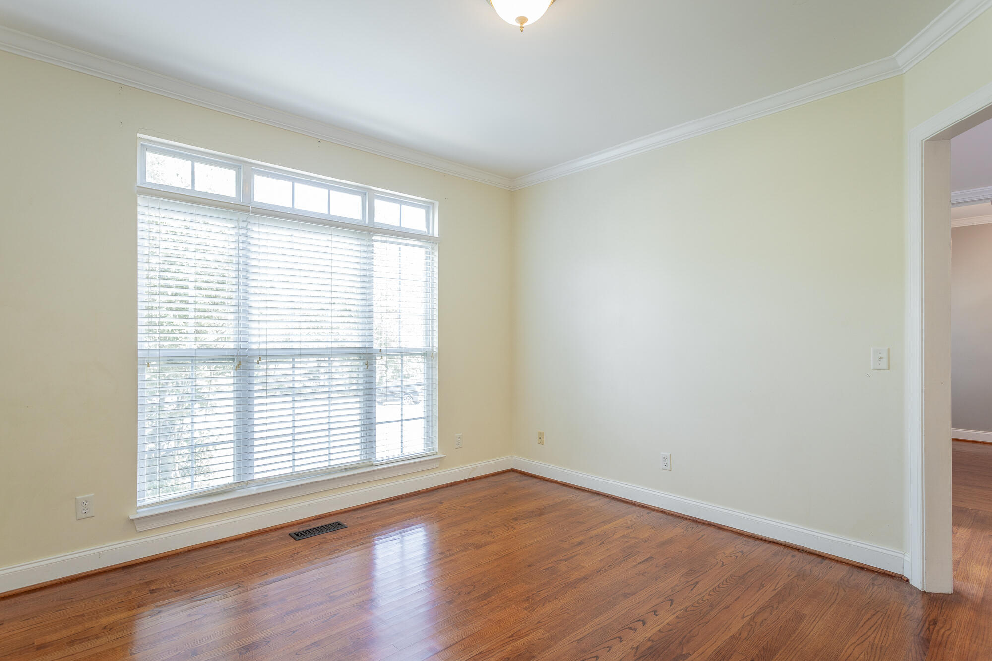 810 Younger Circle