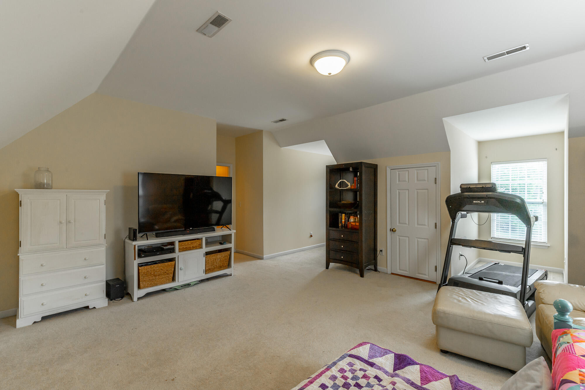 810 Younger Circle