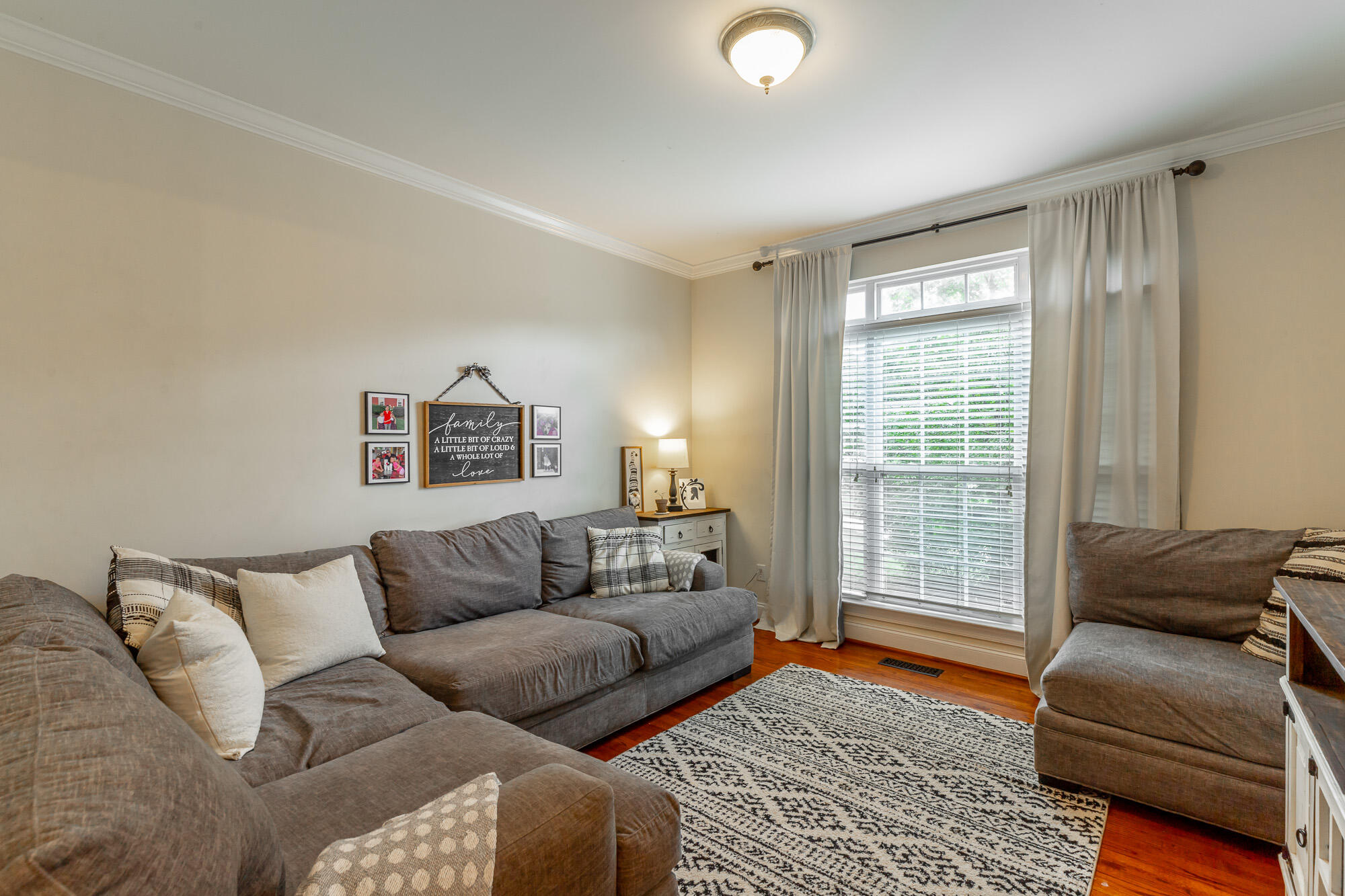 810 Younger Circle