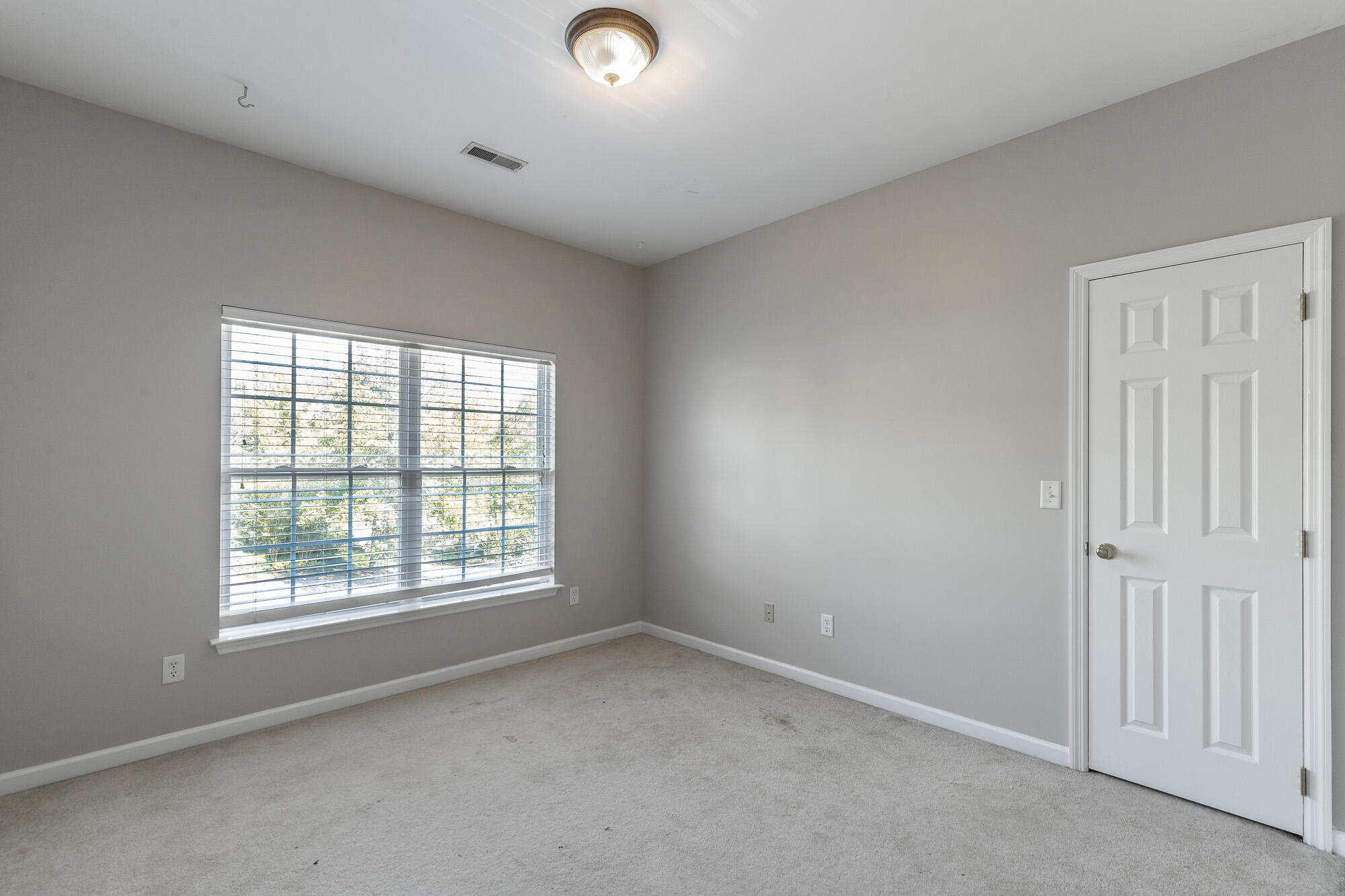 810 Younger Circle