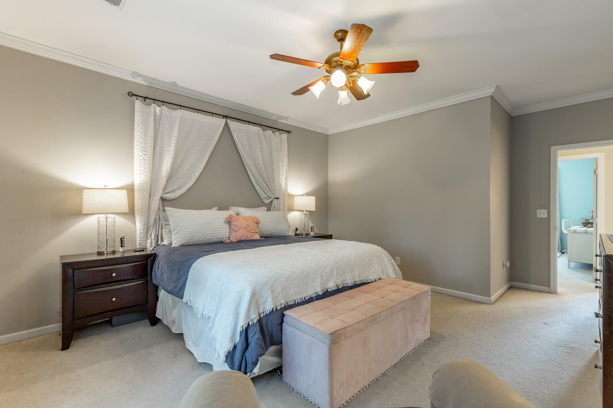 810 Younger Circle