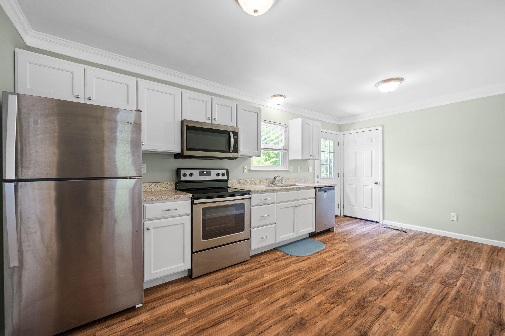 8329 Iris Road