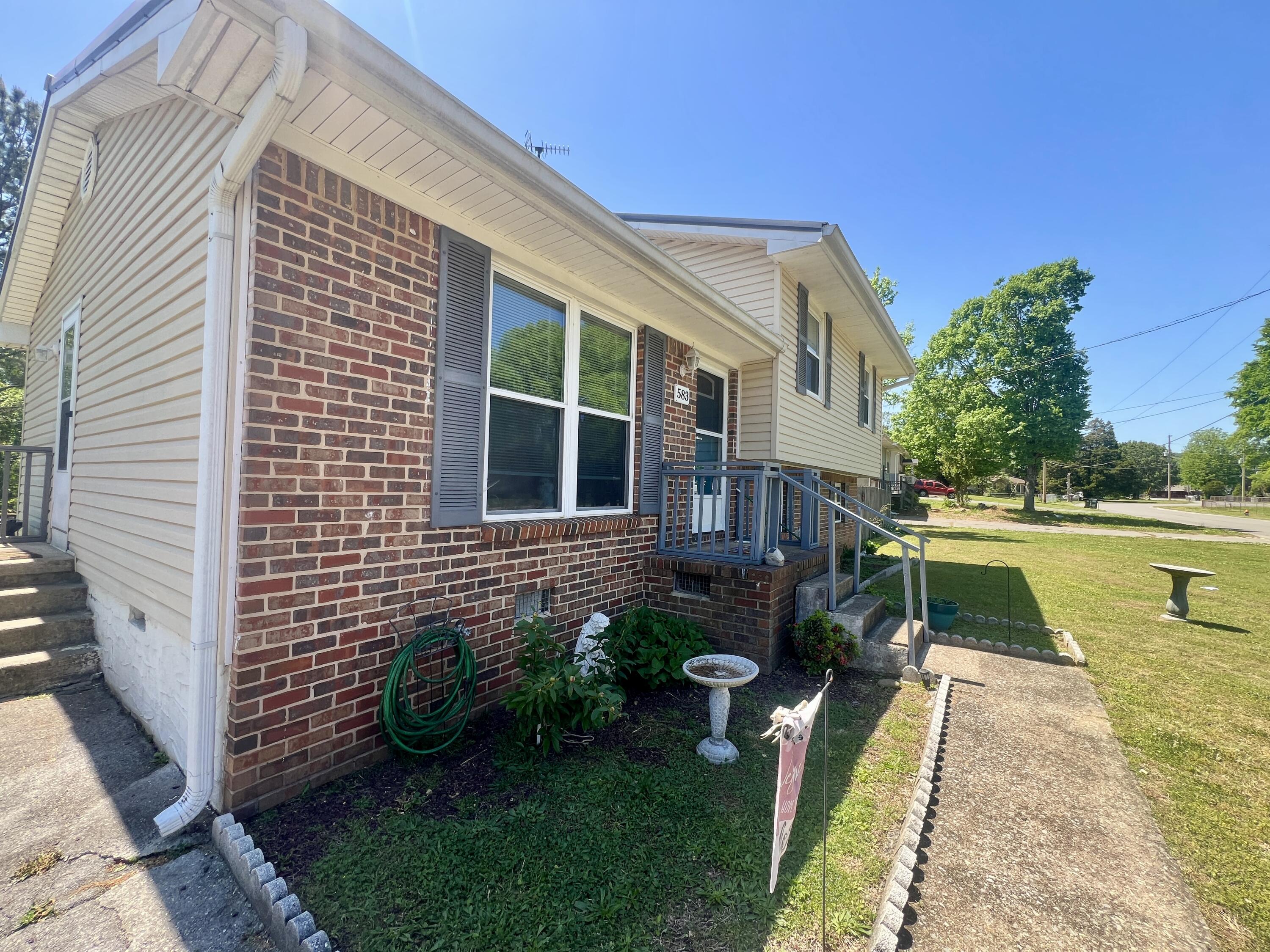 583 Pinewood Circle