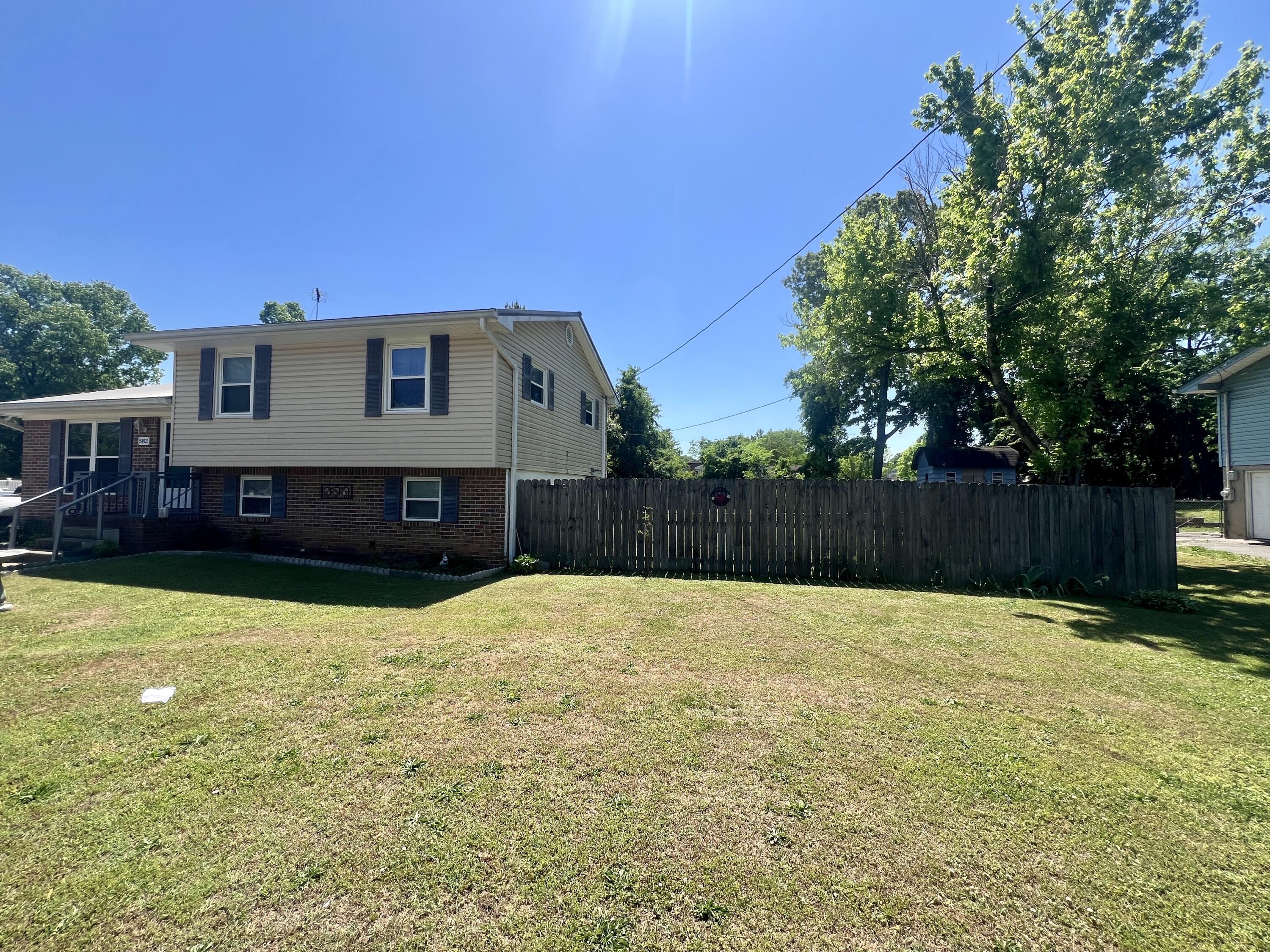 583 Pinewood Circle
