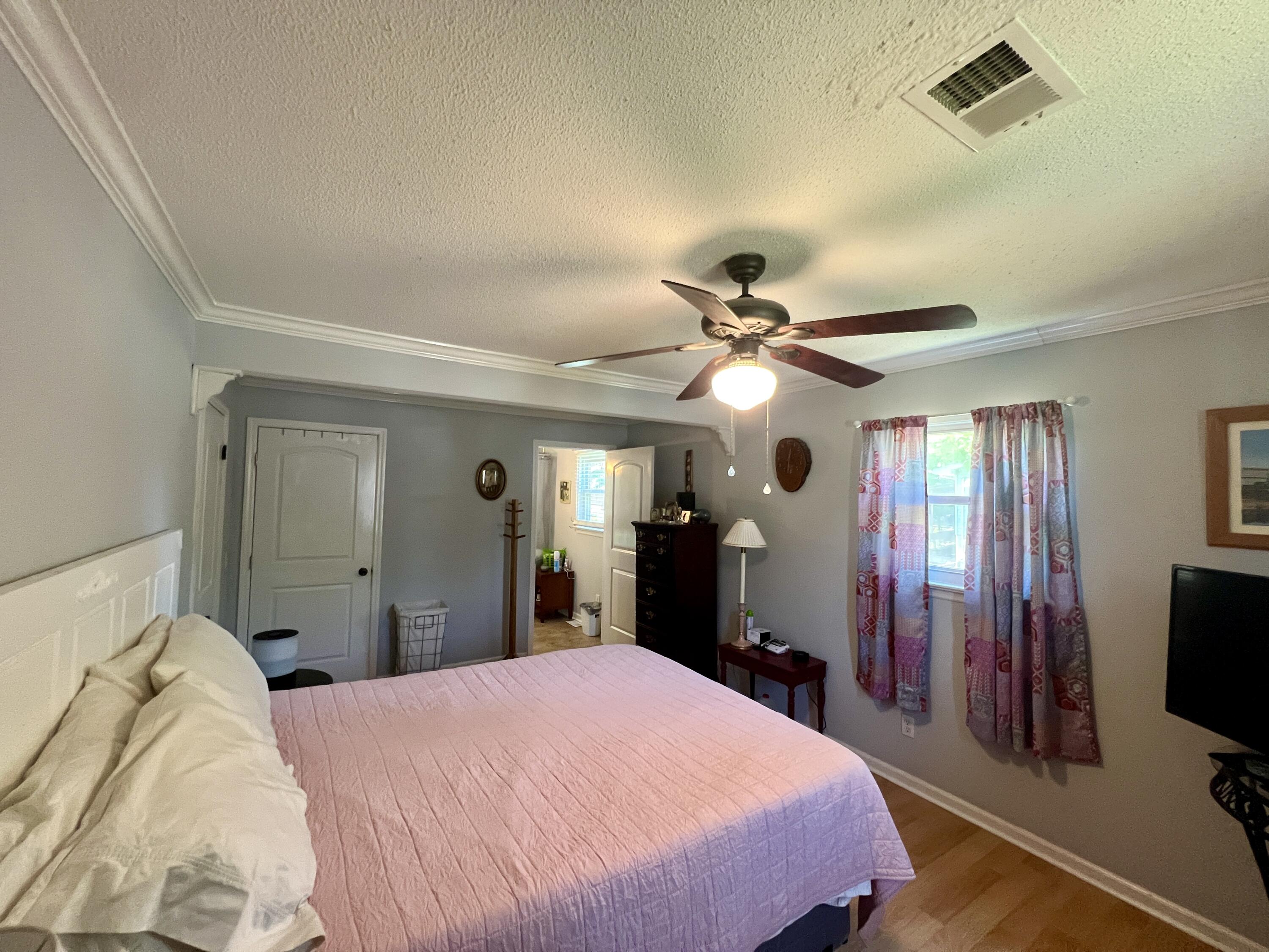 583 Pinewood Circle