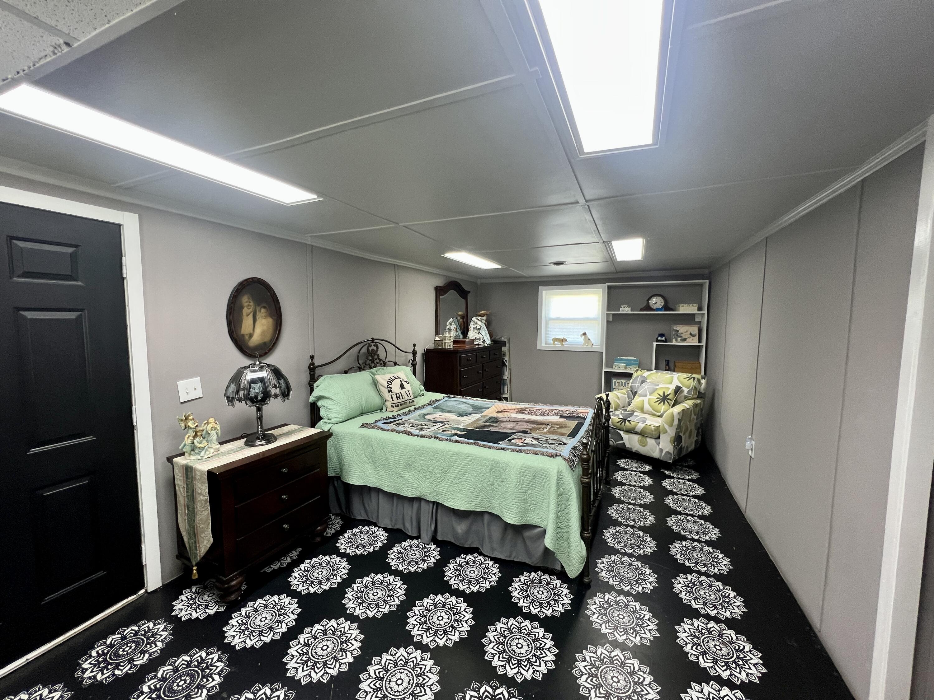 583 Pinewood Circle