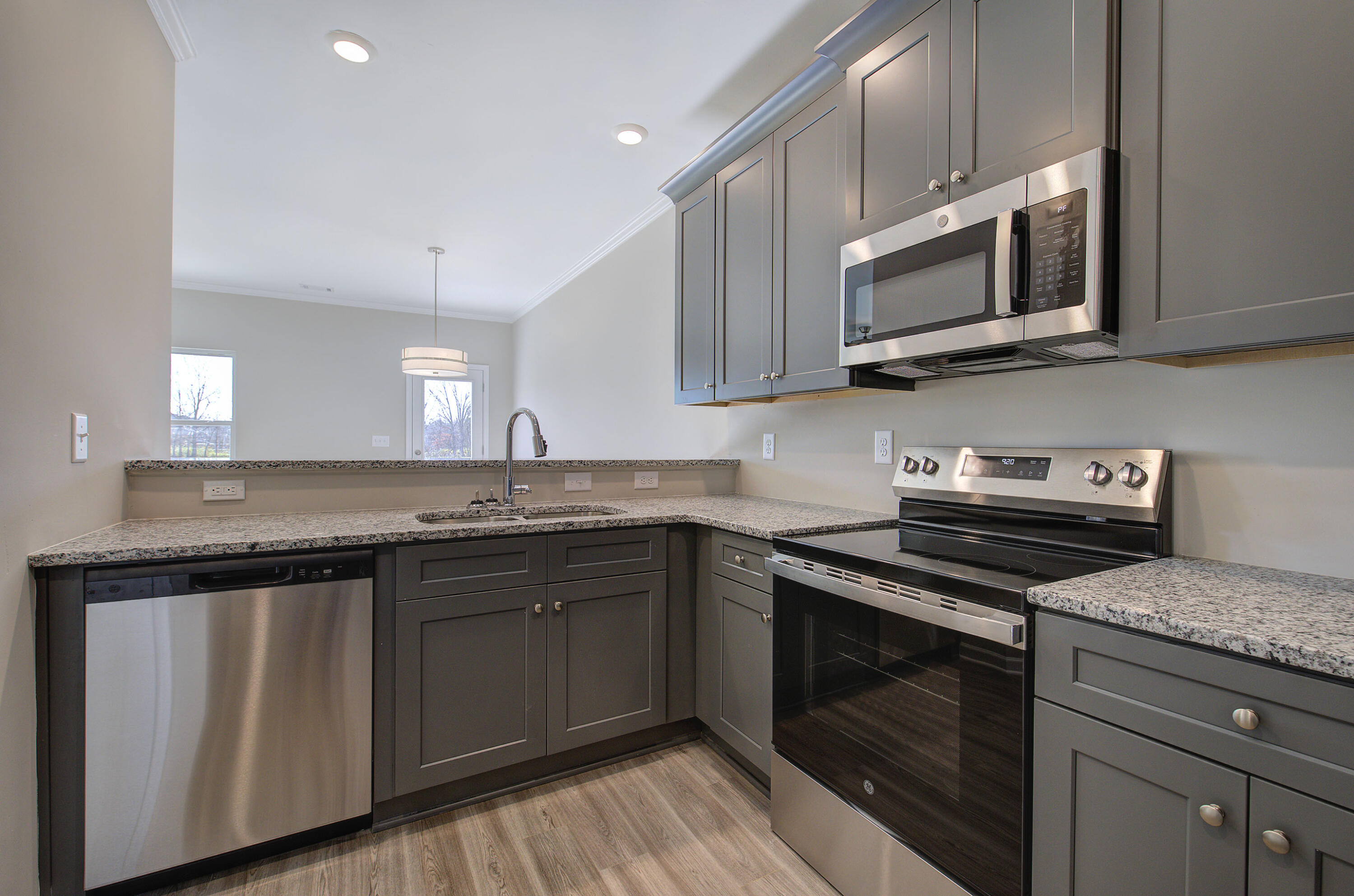 6495 Dharma Loop, 98