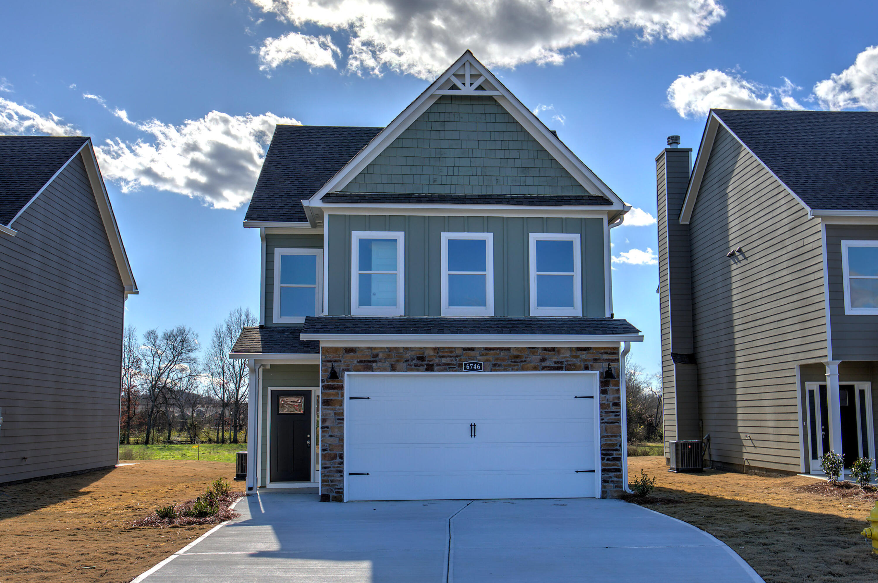 6495 Dharma Loop, 98