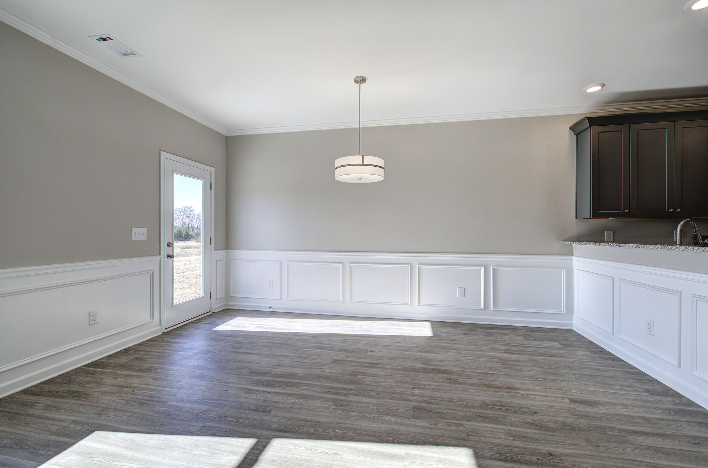 6495 Dharma Loop, 98