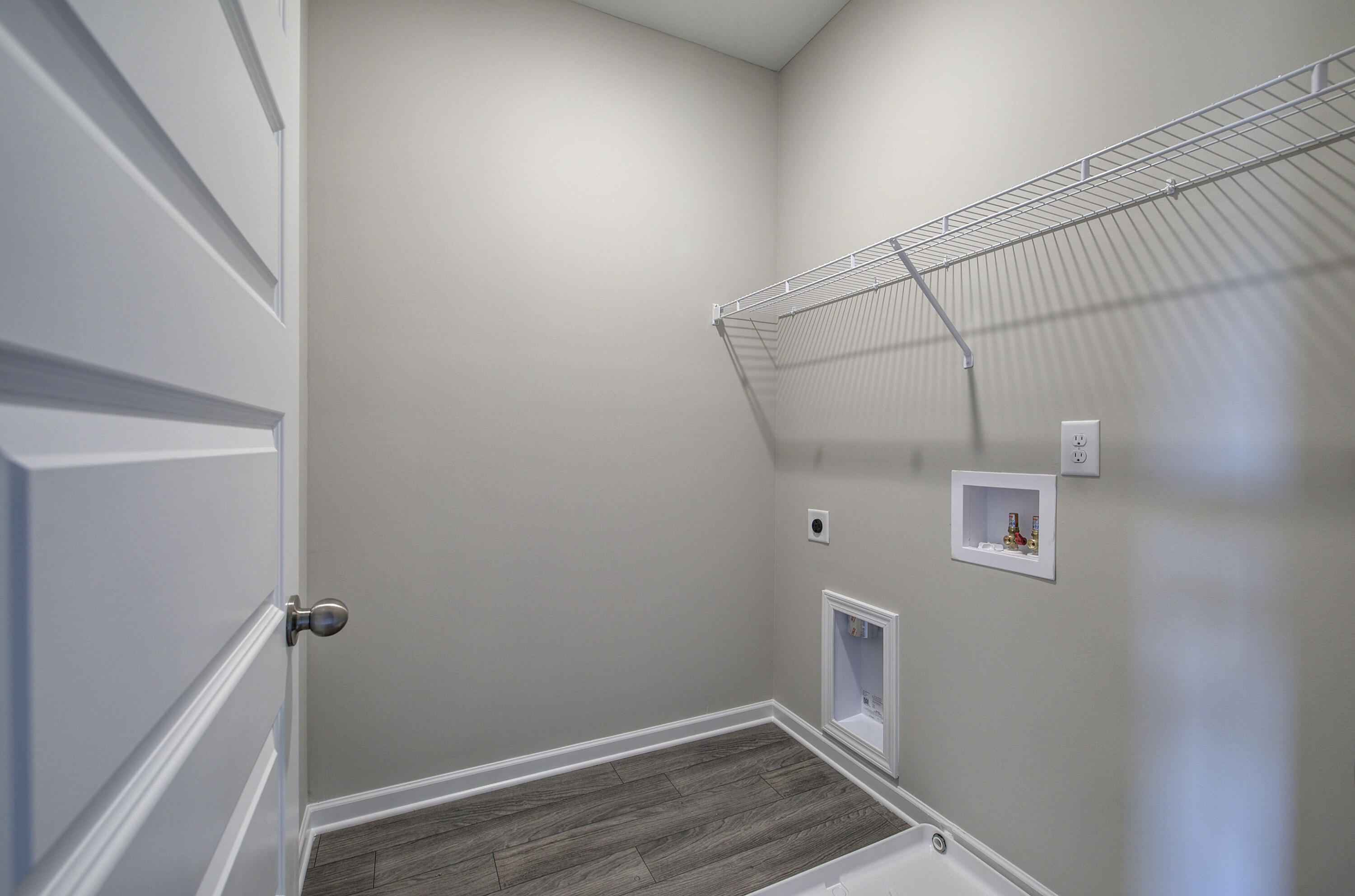 6495 Dharma Loop, 98