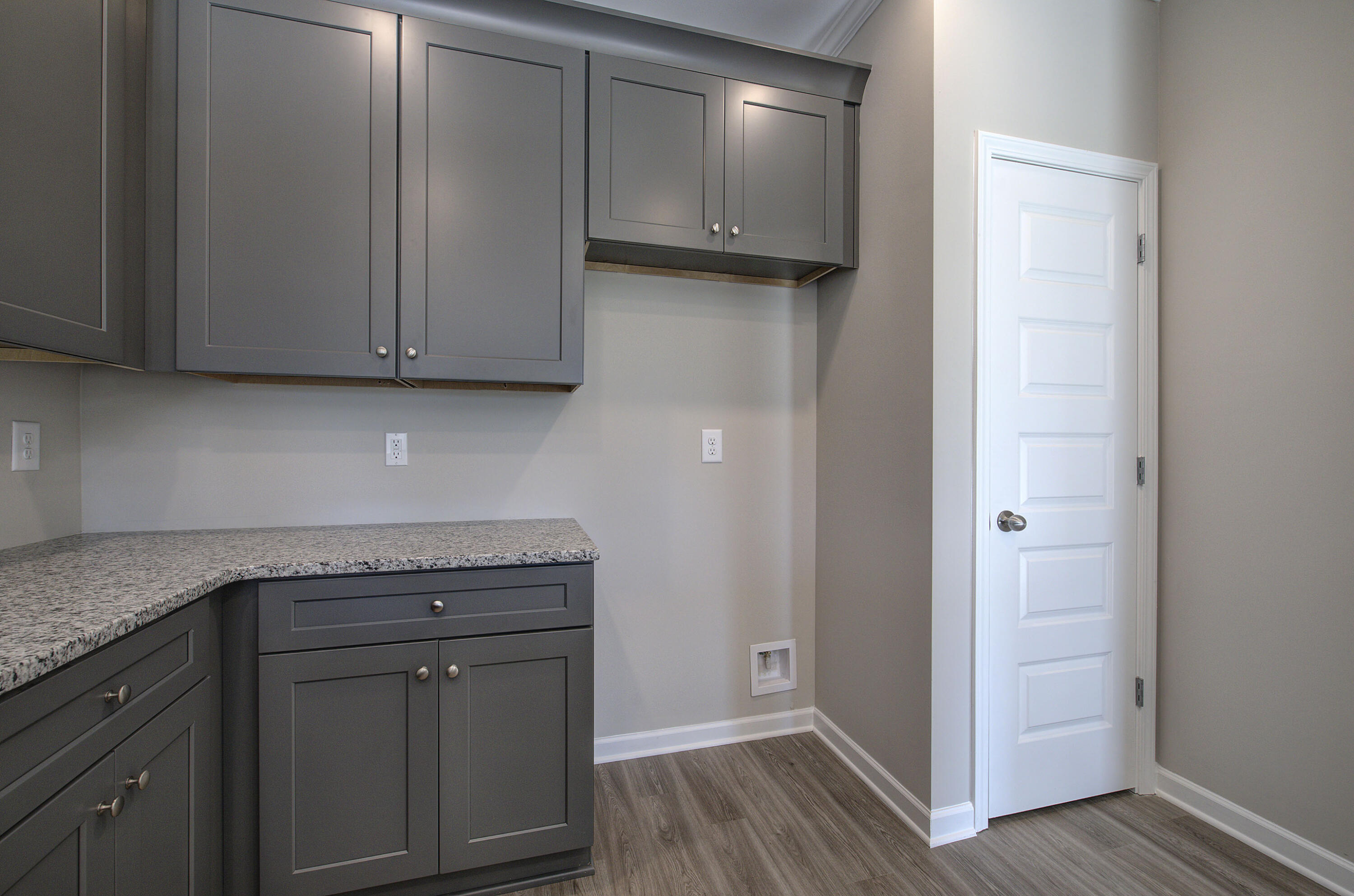 6495 Dharma Loop, 98