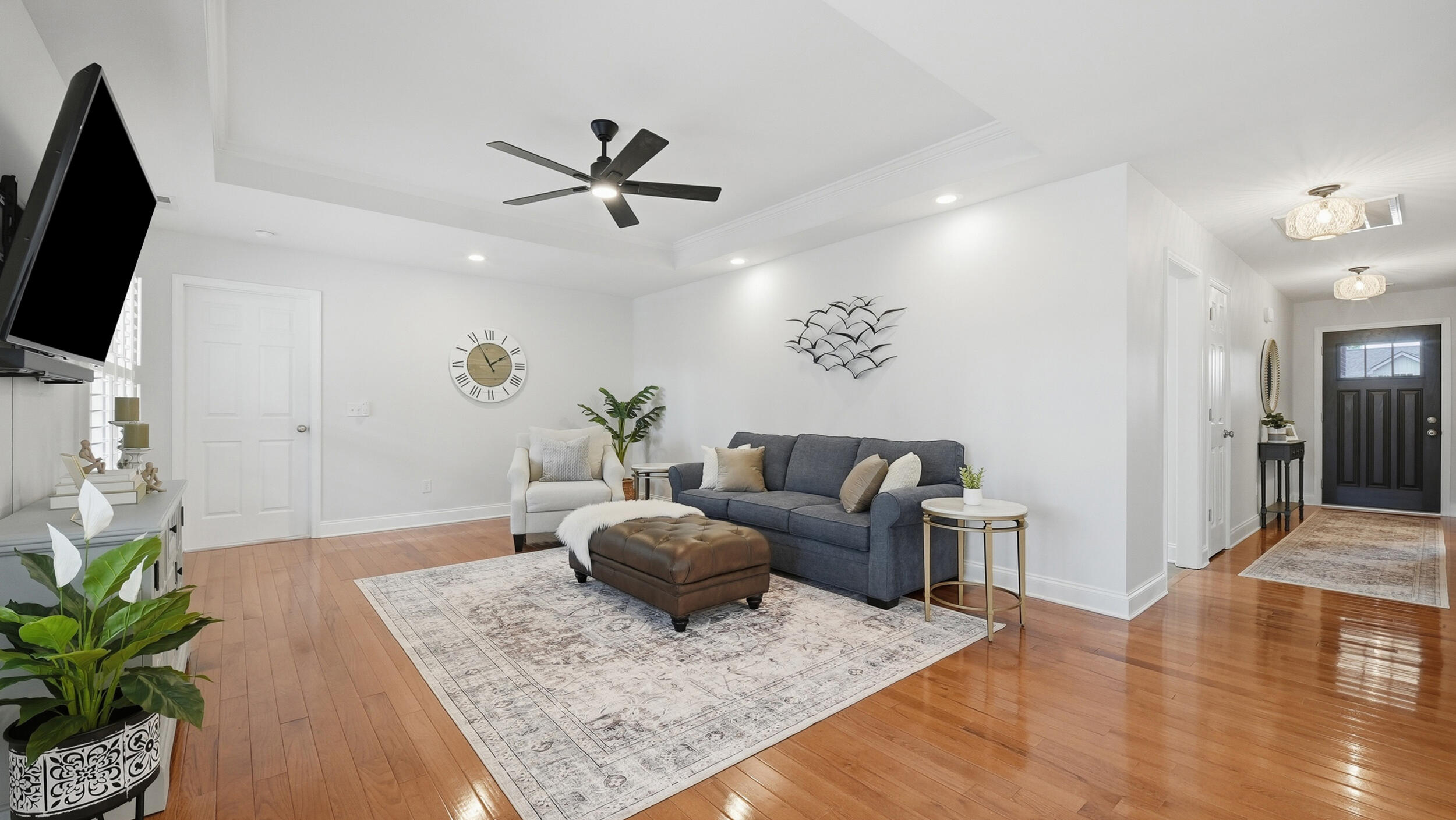 3726 Willow Lake Circle