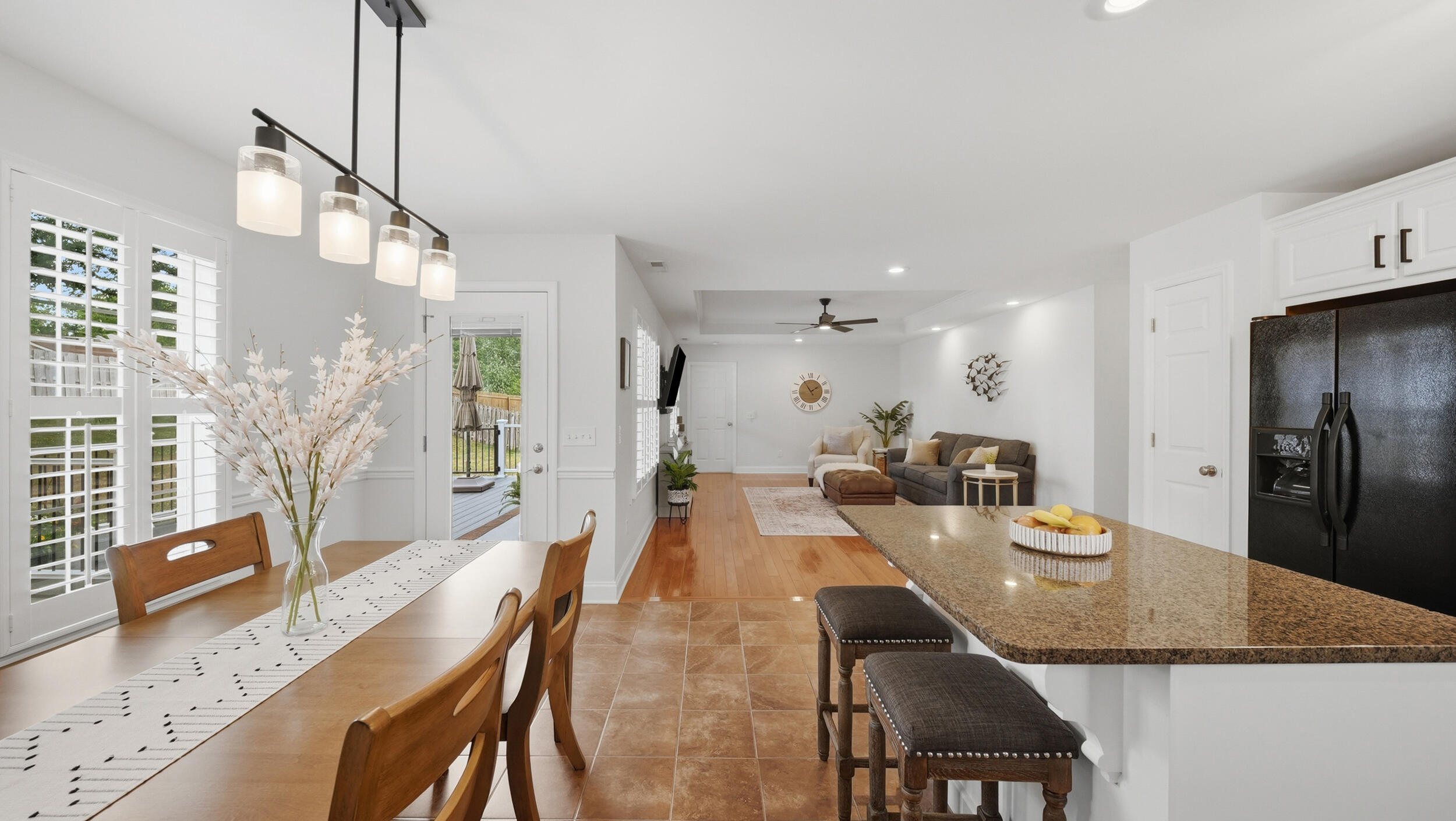 3726 Willow Lake Circle