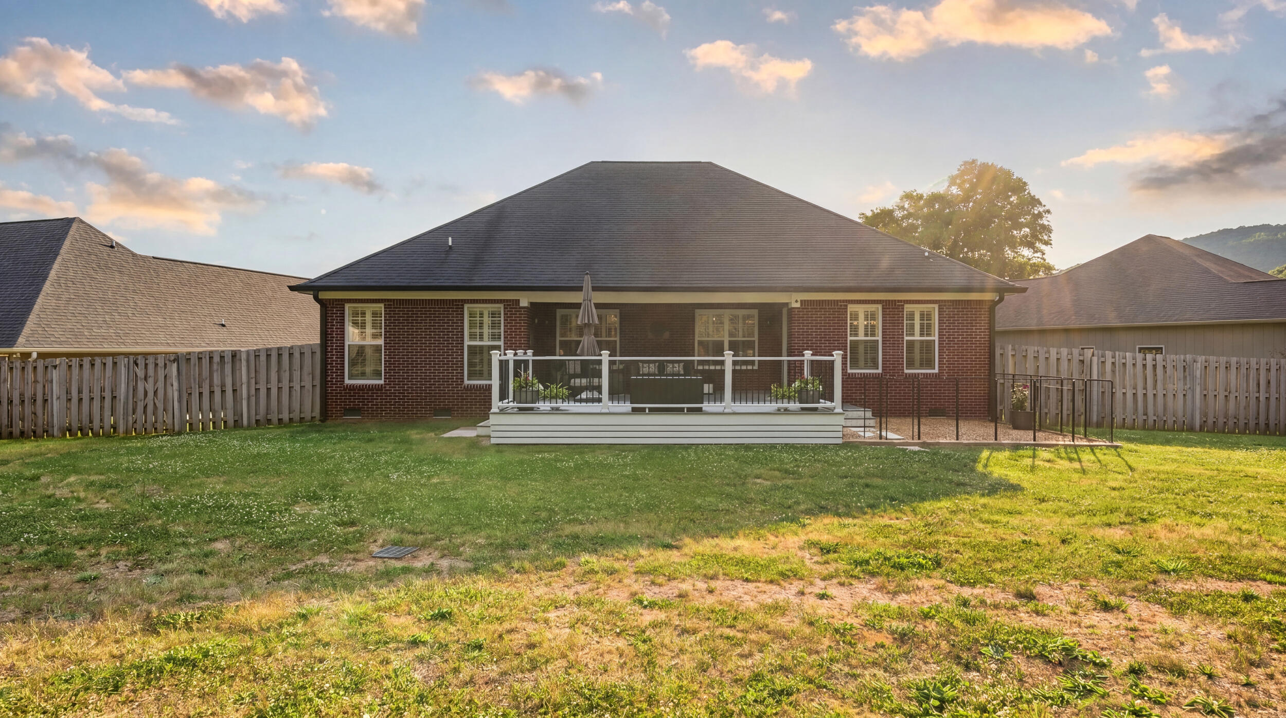 3726 Willow Lake Circle
