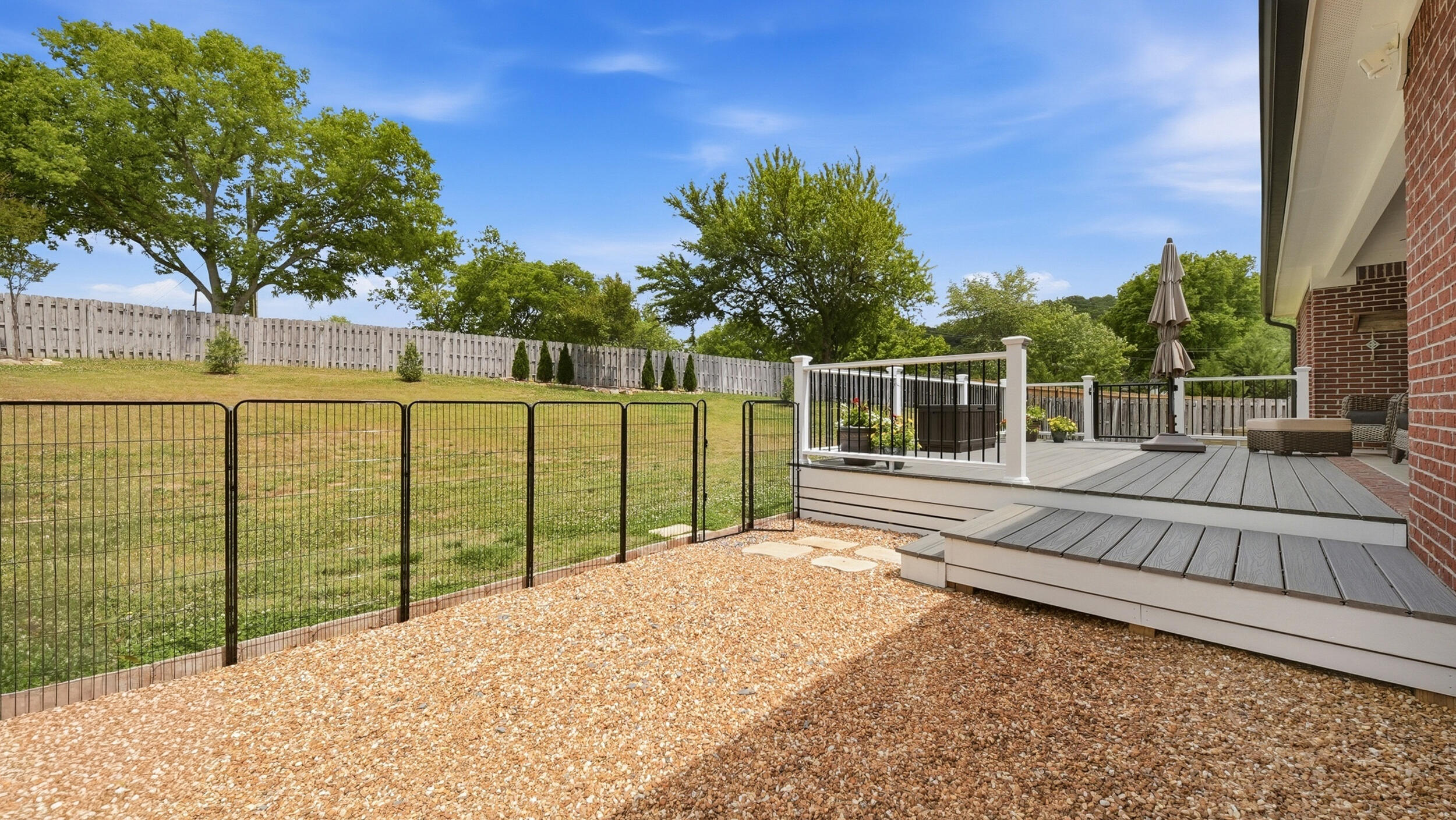 3726 Willow Lake Circle