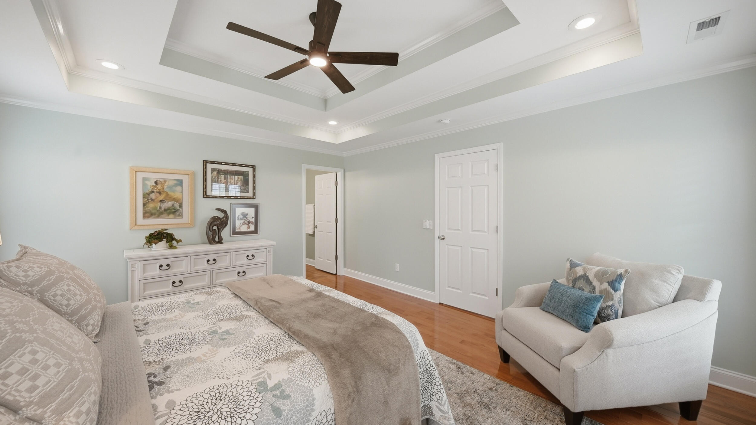 3726 Willow Lake Circle