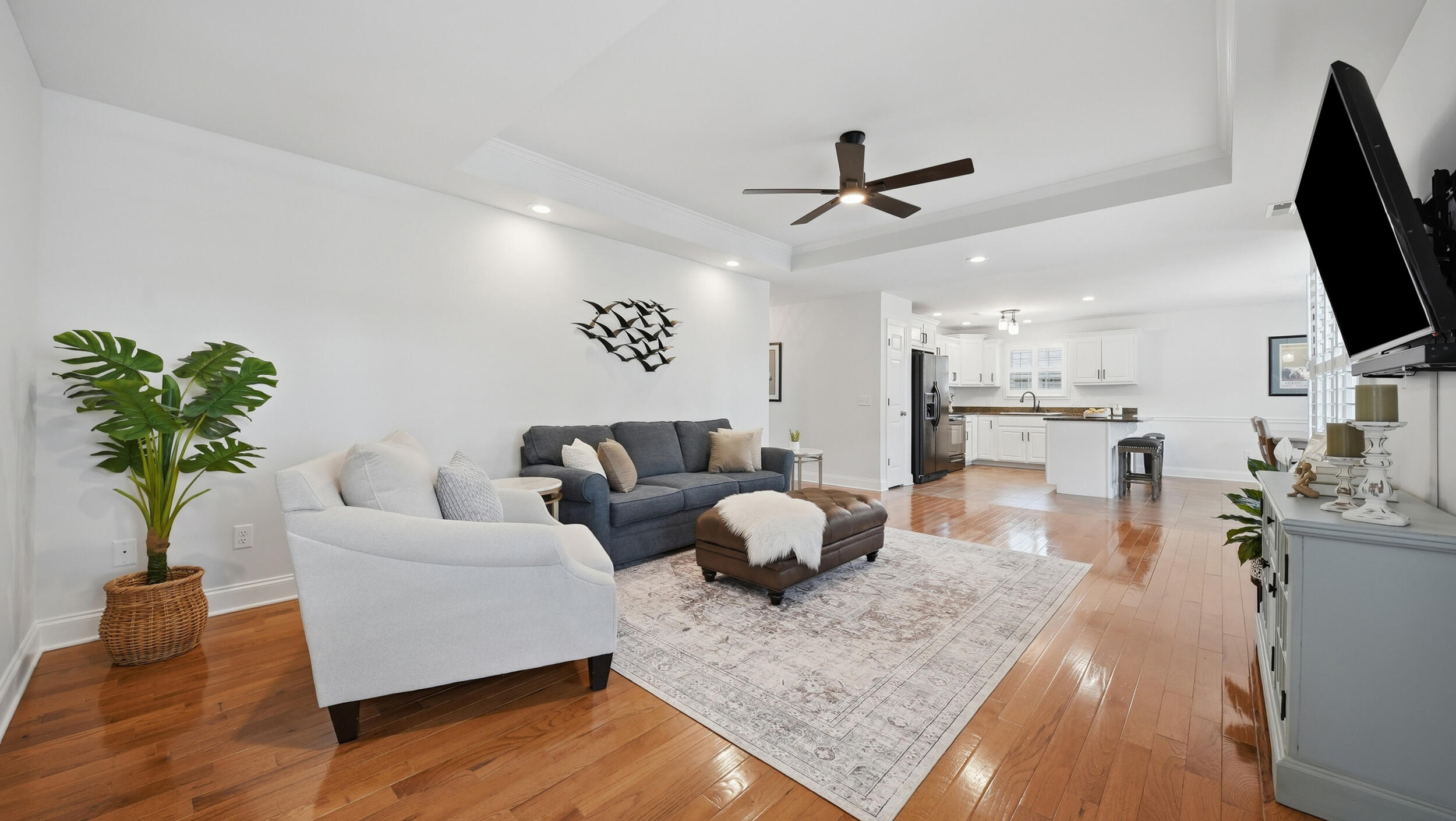 3726 Willow Lake Circle