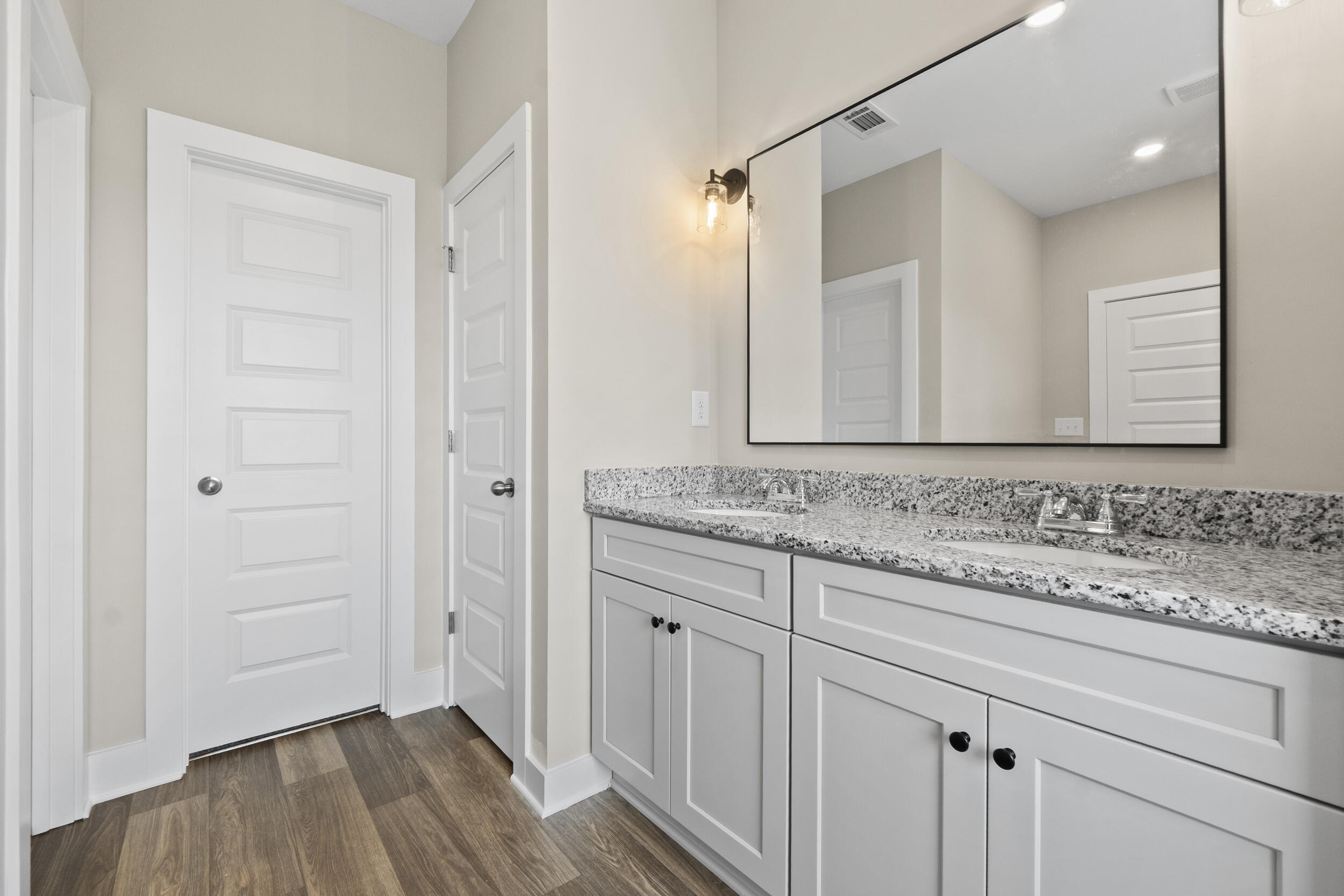 6501 Dharma Loop, 99