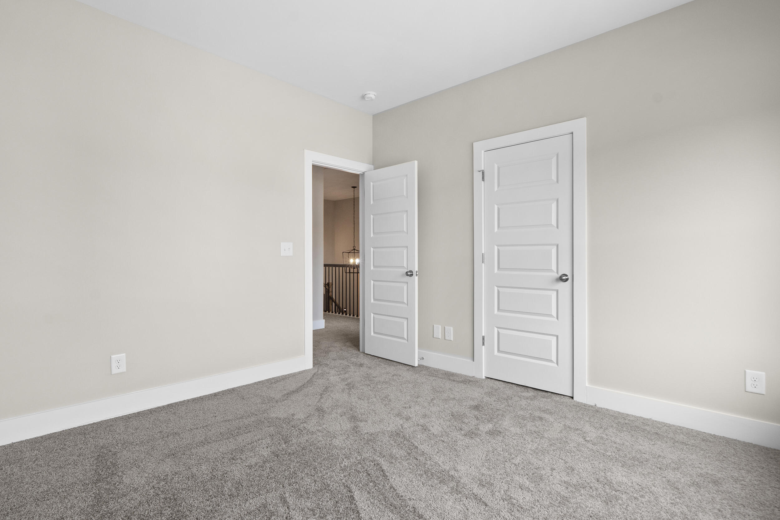 6501 Dharma Loop, 99