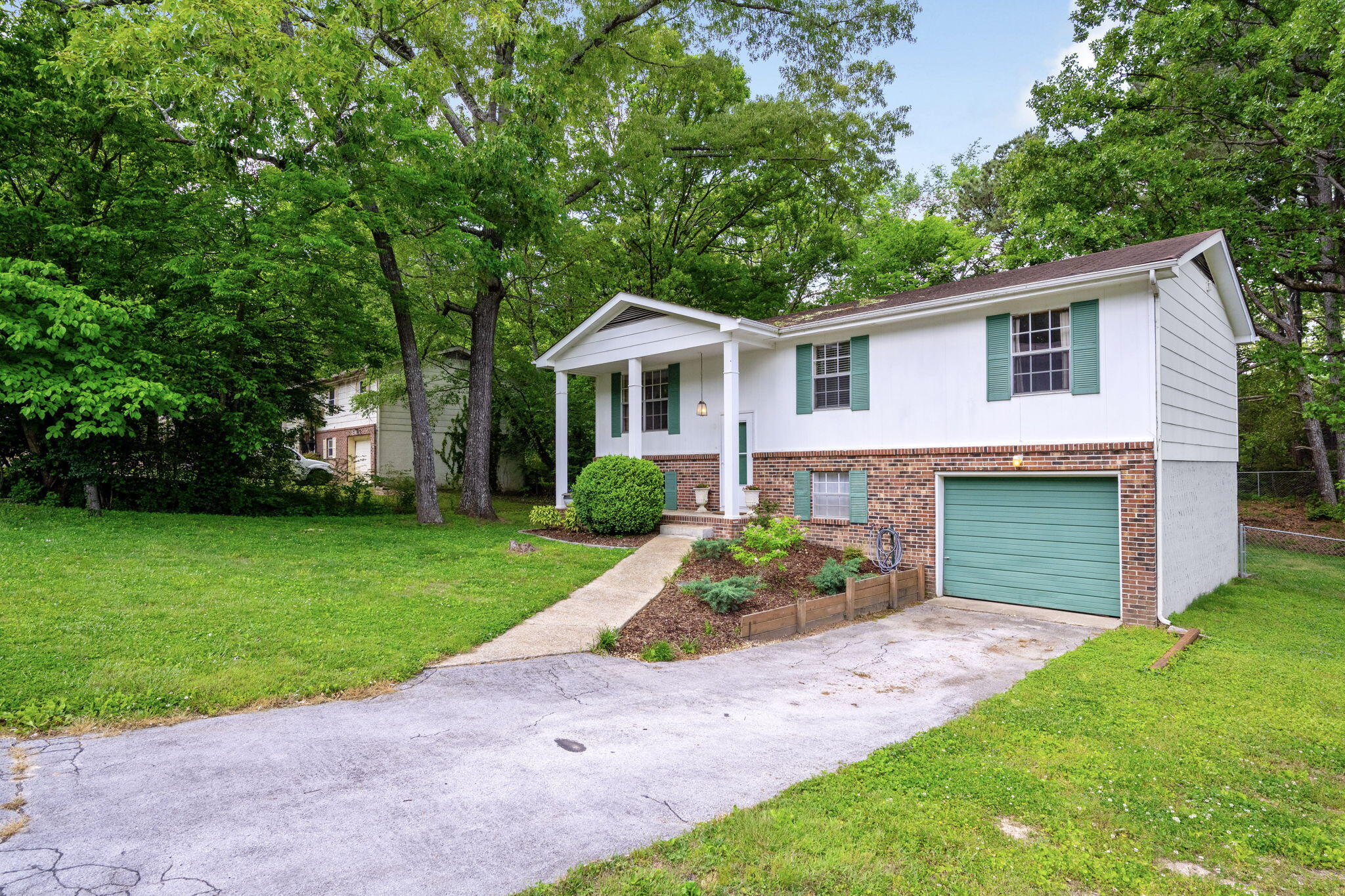 8326 Middle Road