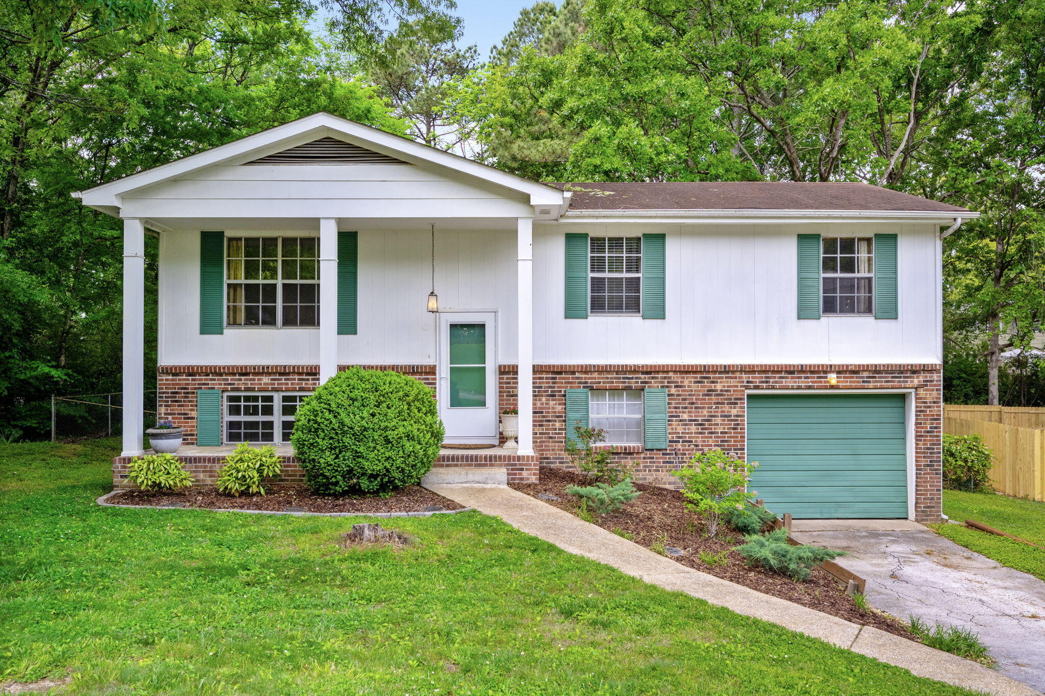 8326 Middle Road