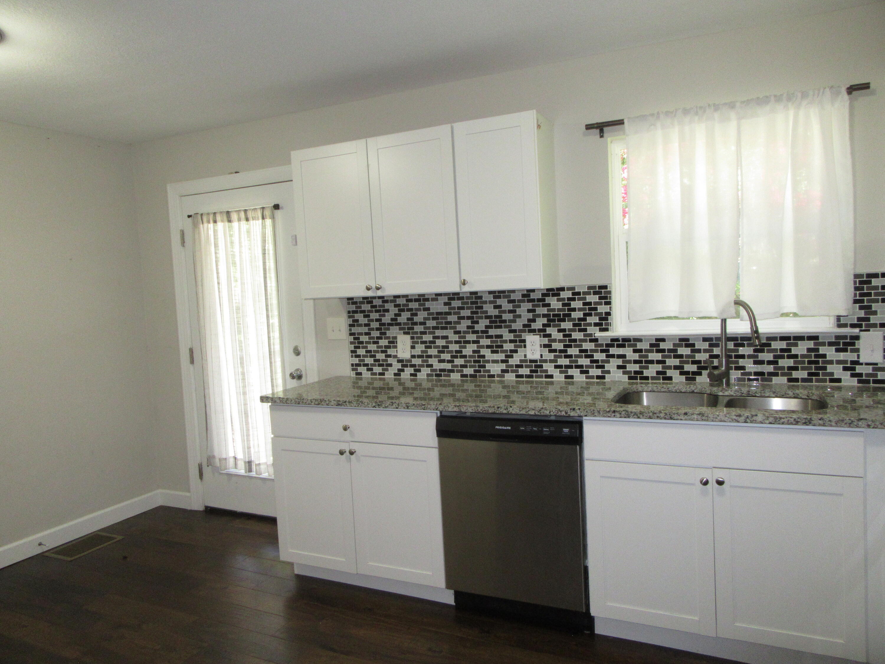 4074 W Freedom Circle