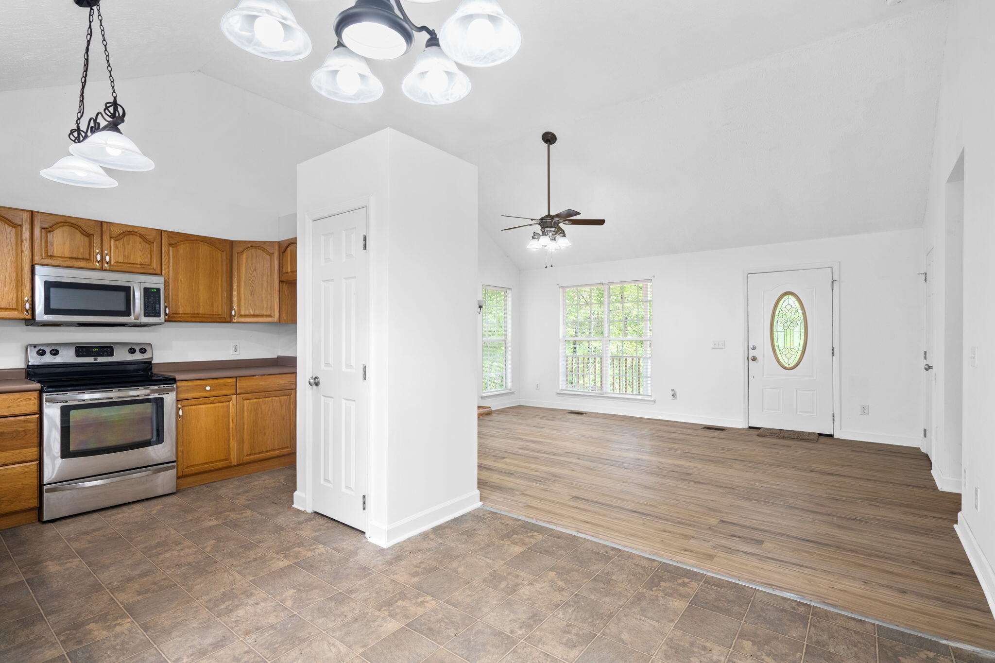 6904 Spinmaker Cove