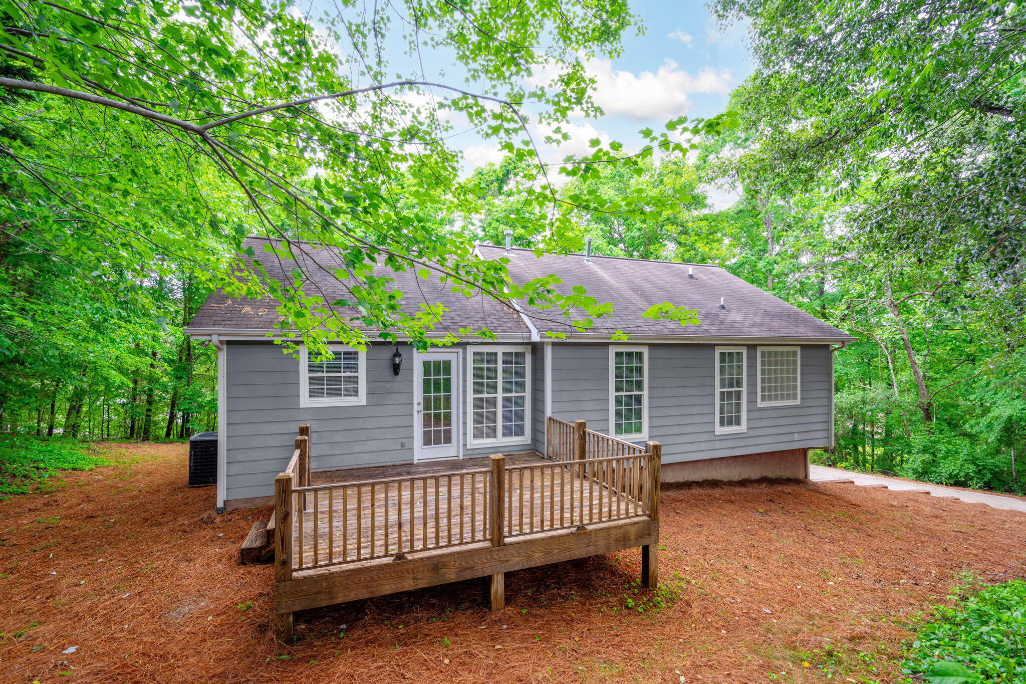 6904 Spinmaker Cove