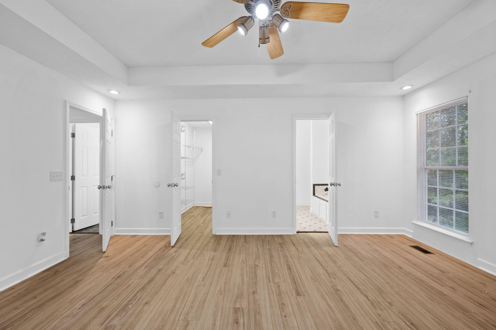 6904 Spinmaker Cove