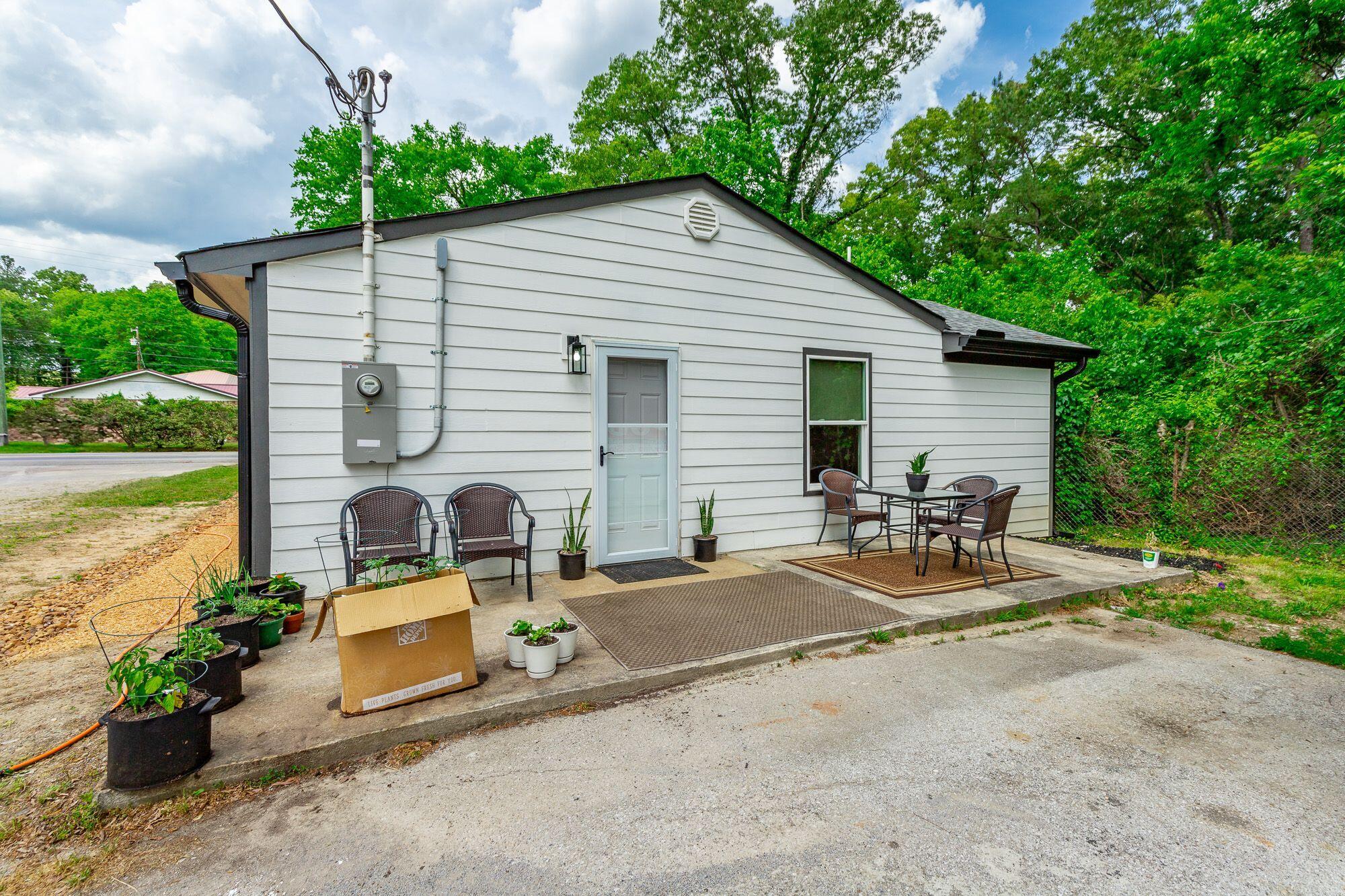 1366 Lakeview Drive