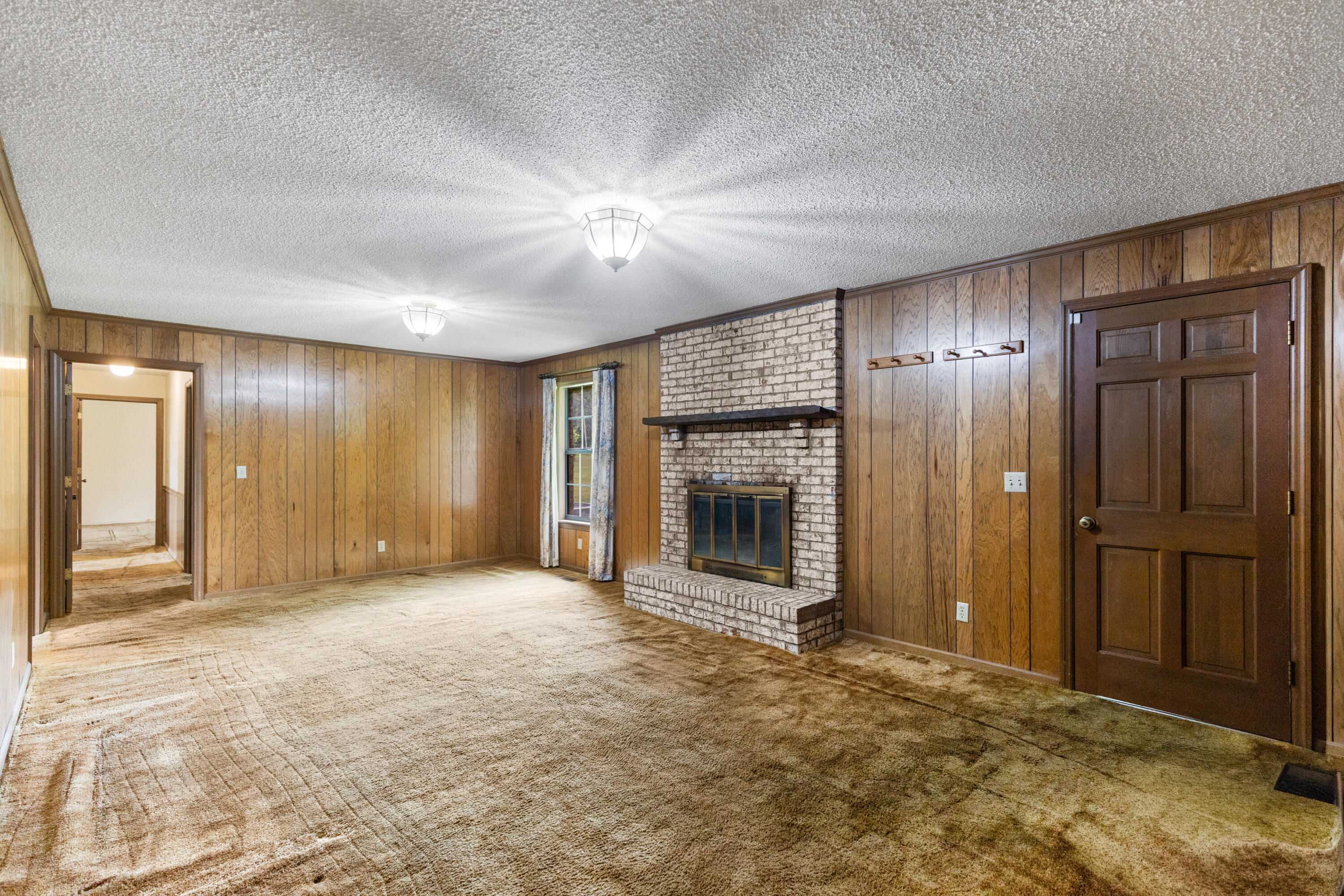 5901 Heathwood Drive