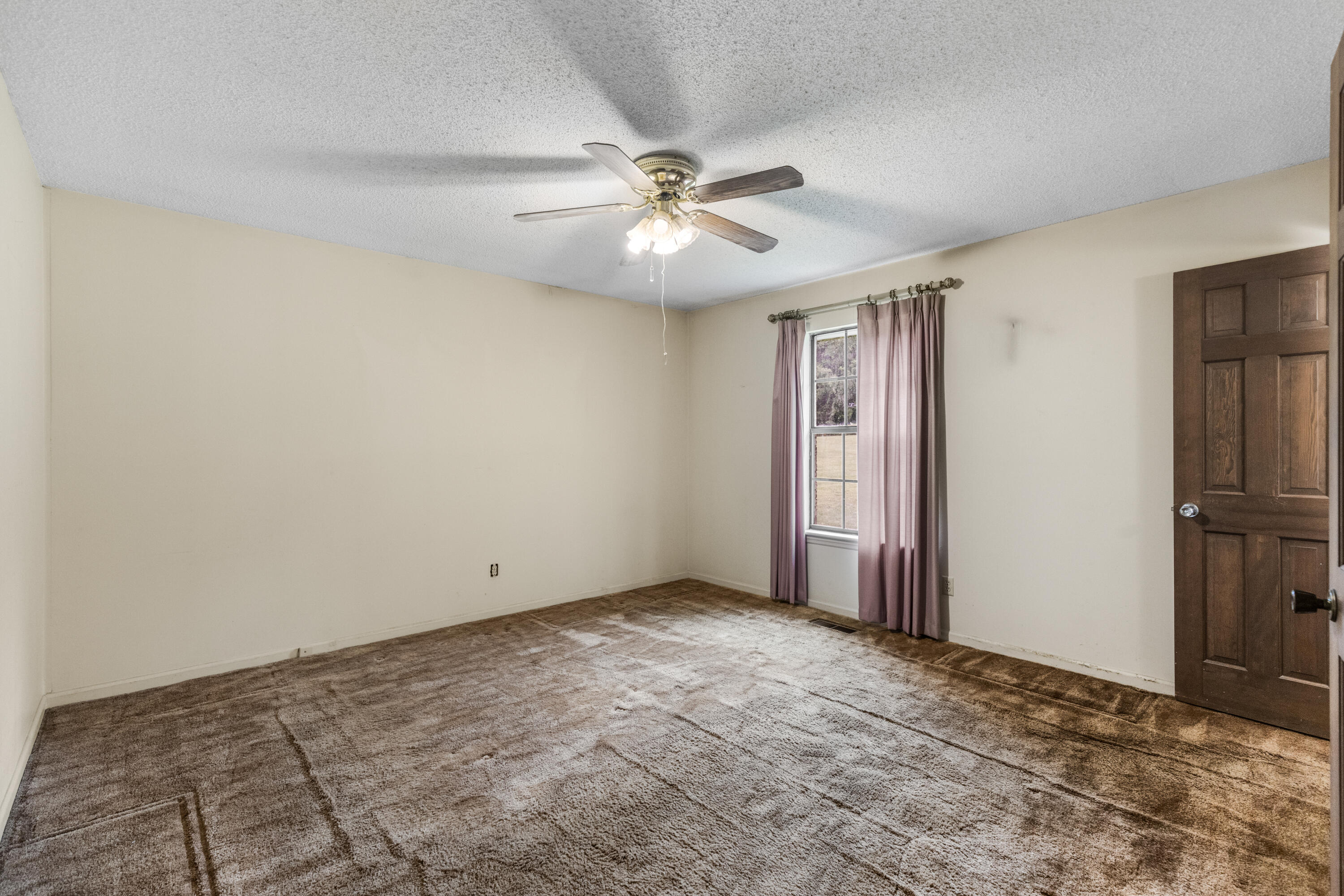 5901 Heathwood Drive