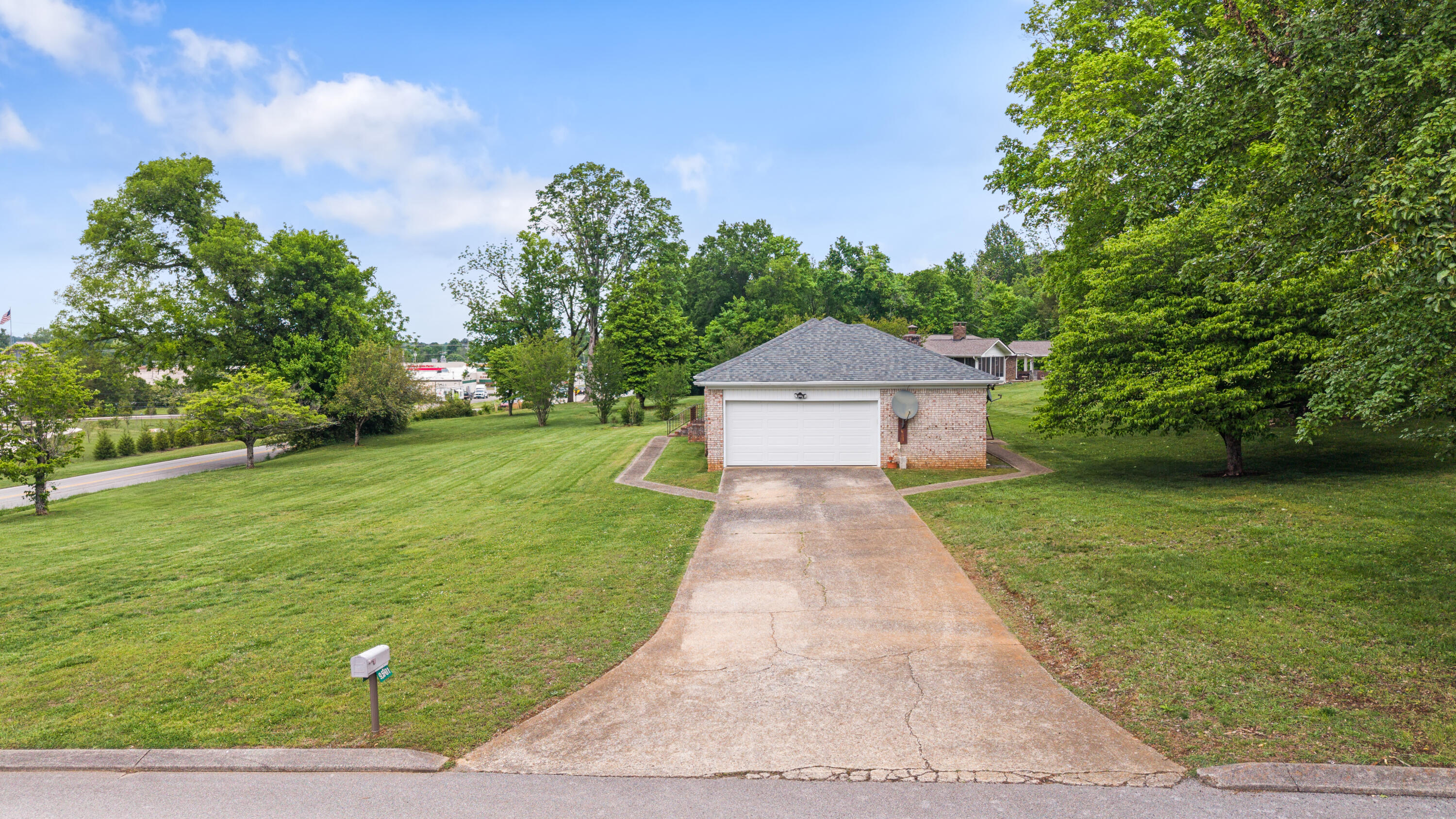 5901 Heathwood Drive
