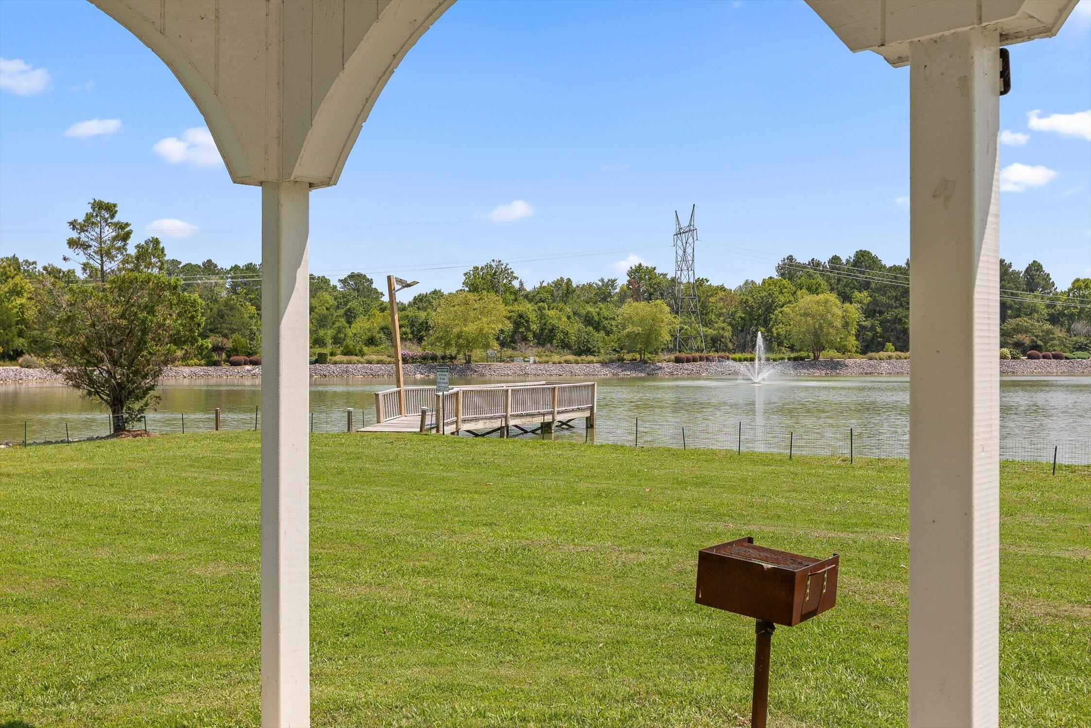 74 Shoreline Trace