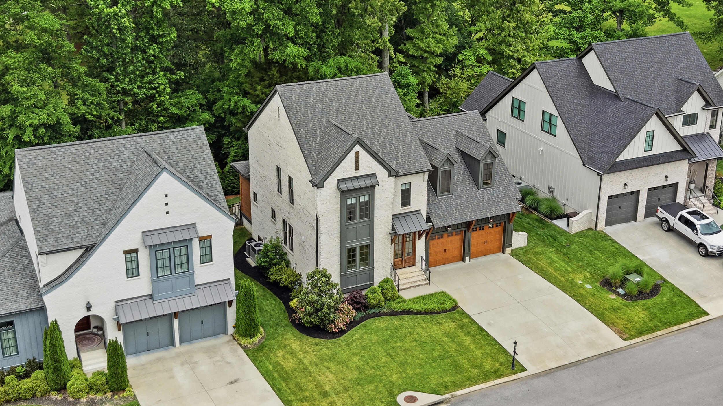 9523 Wolf Creek Trail